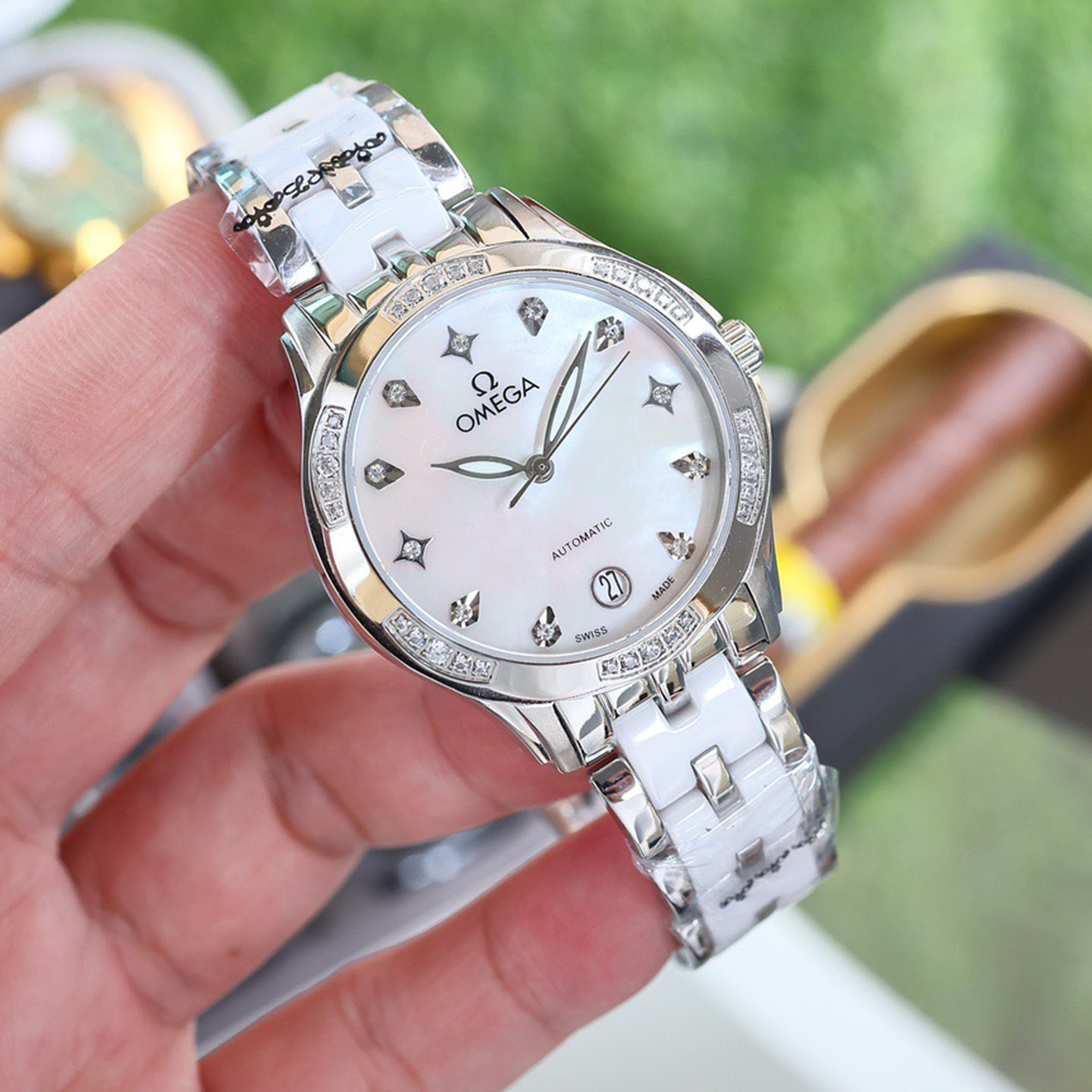 Elegant Ceramic Ladies' Watch