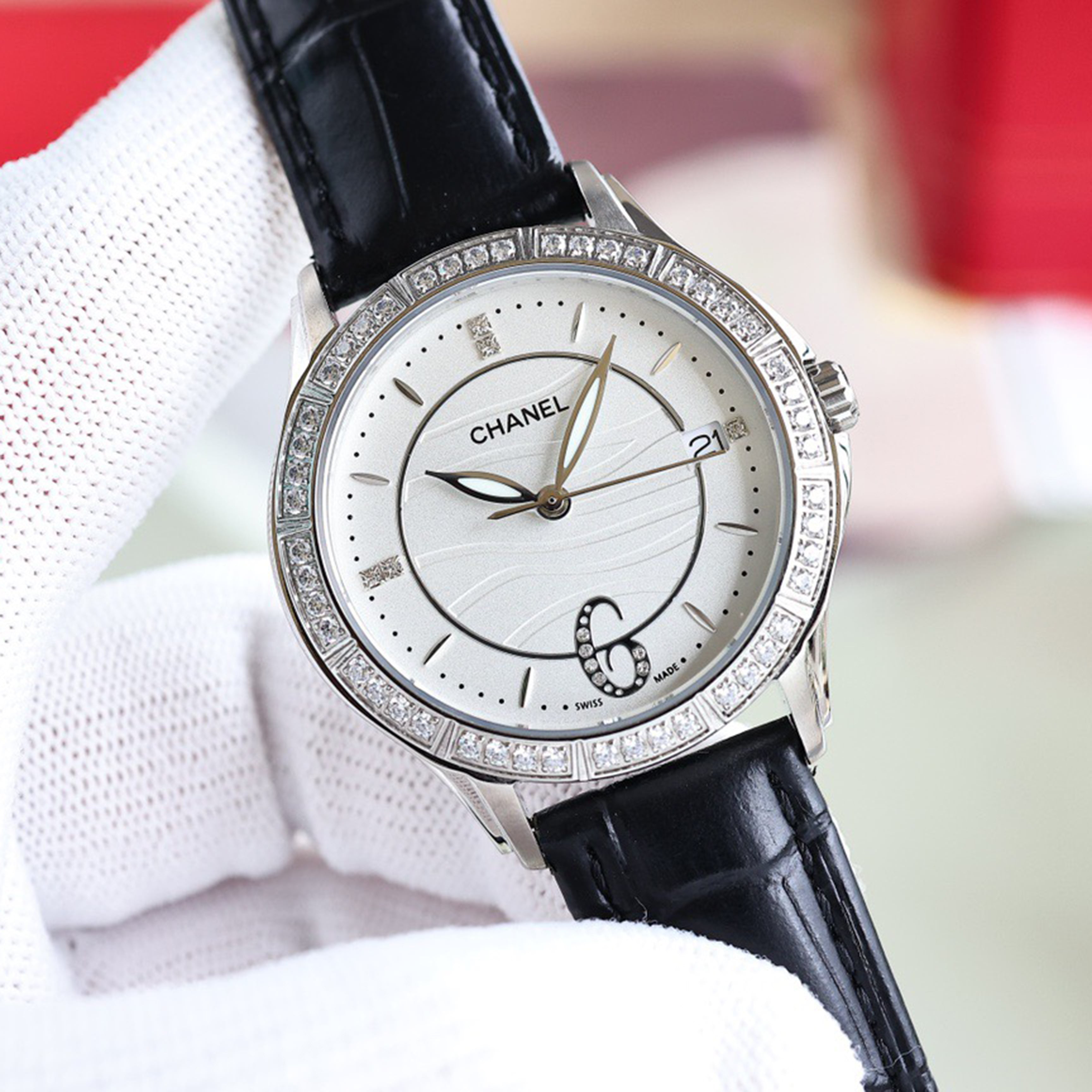 Essential Quartz Watch for the Goddess