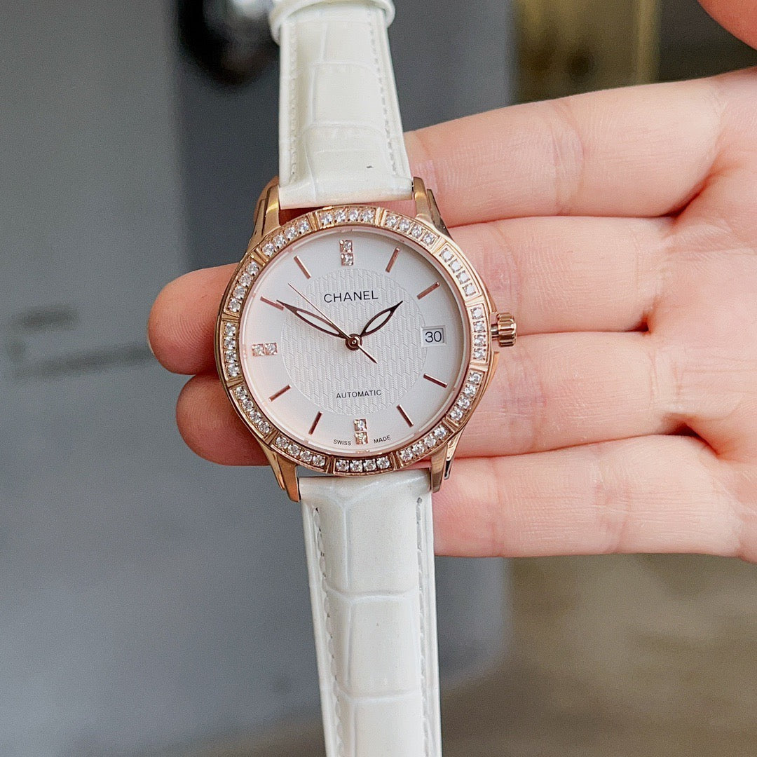 Elegant Ladies' Watch