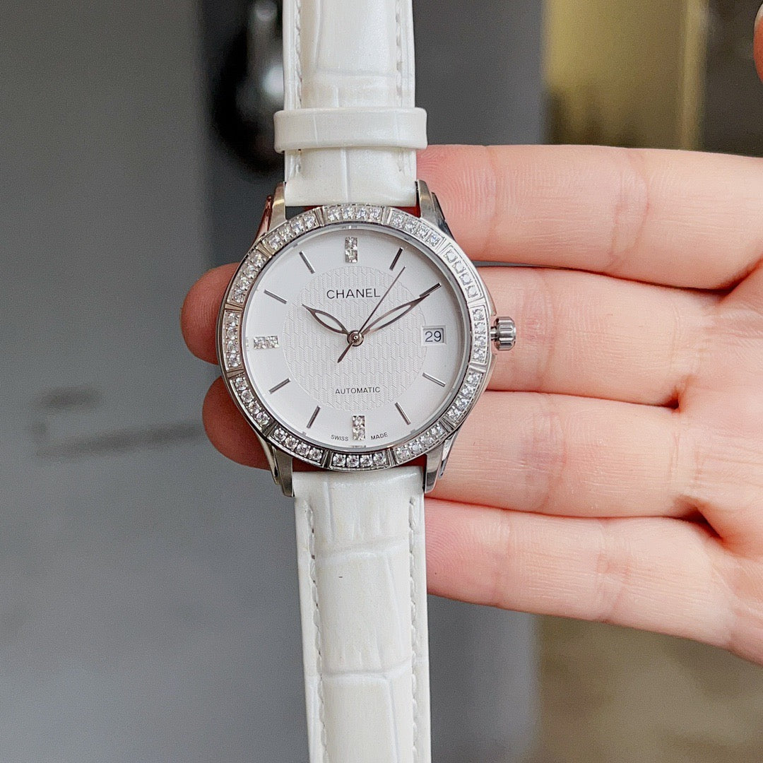 Elegant Ladies' Watch