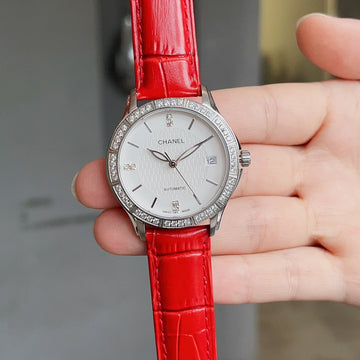 Elegant Ladies' Watch