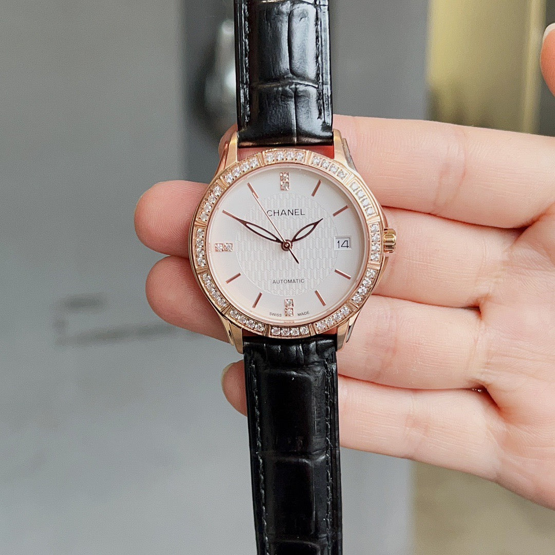 Elegant Ladies' Watch