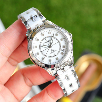 Exquisite Ladies' Watch