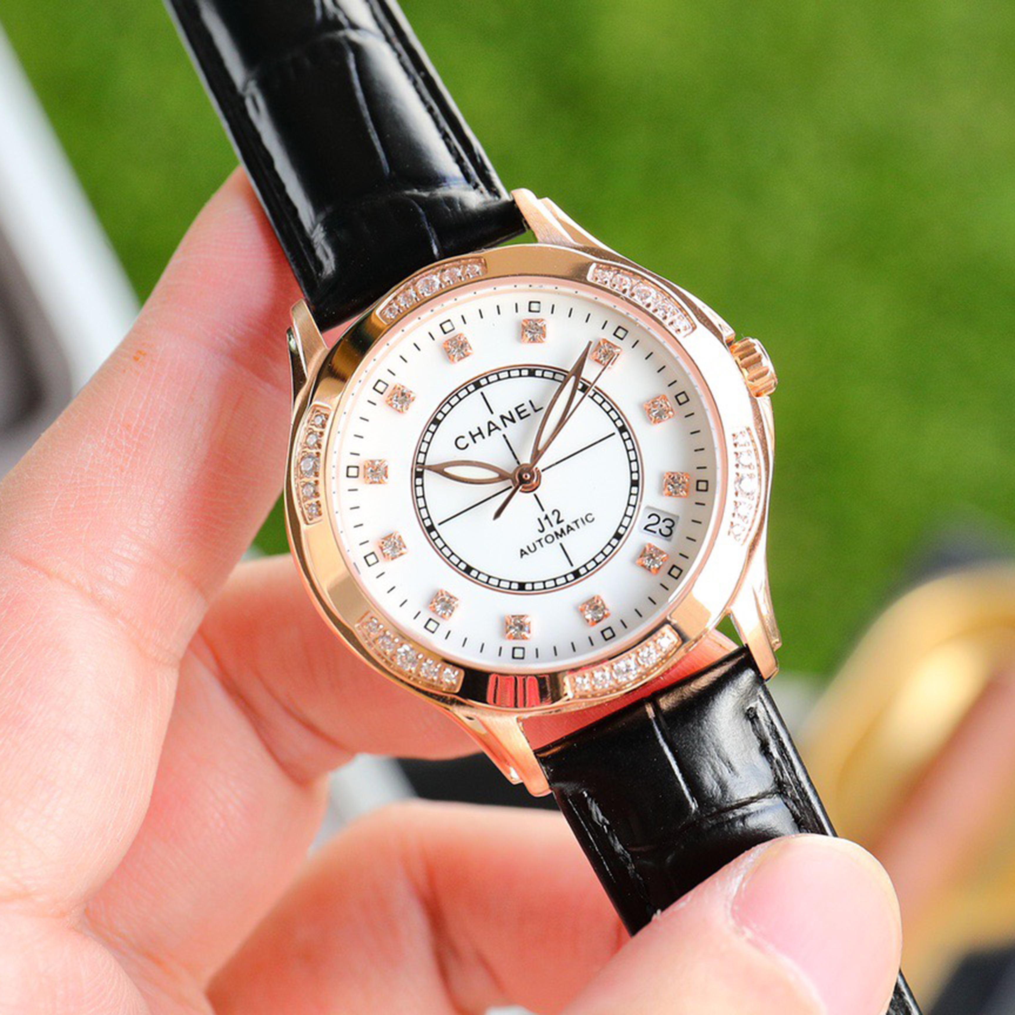 Exquisite Ladies' Watch