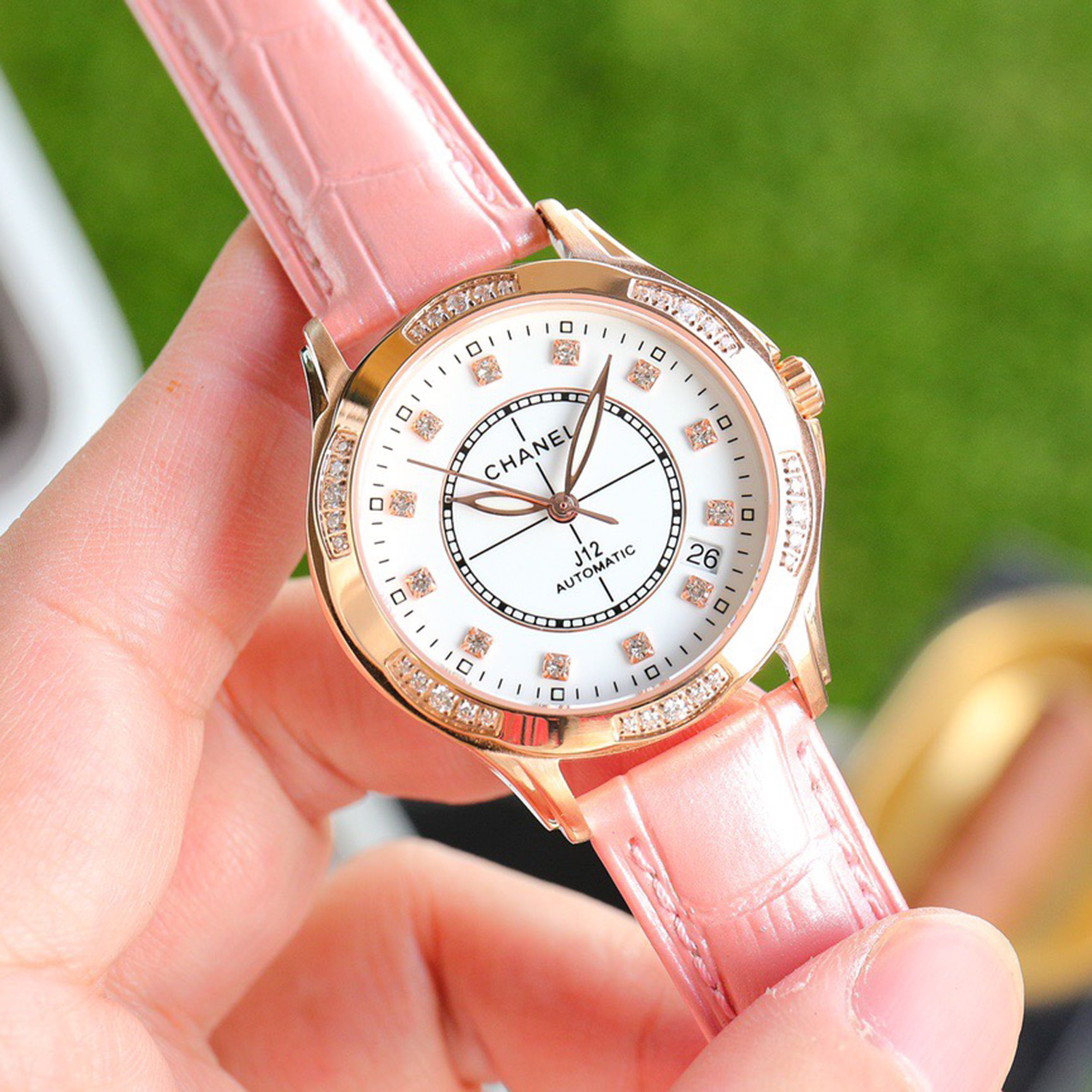 Exquisite Ladies' Watch