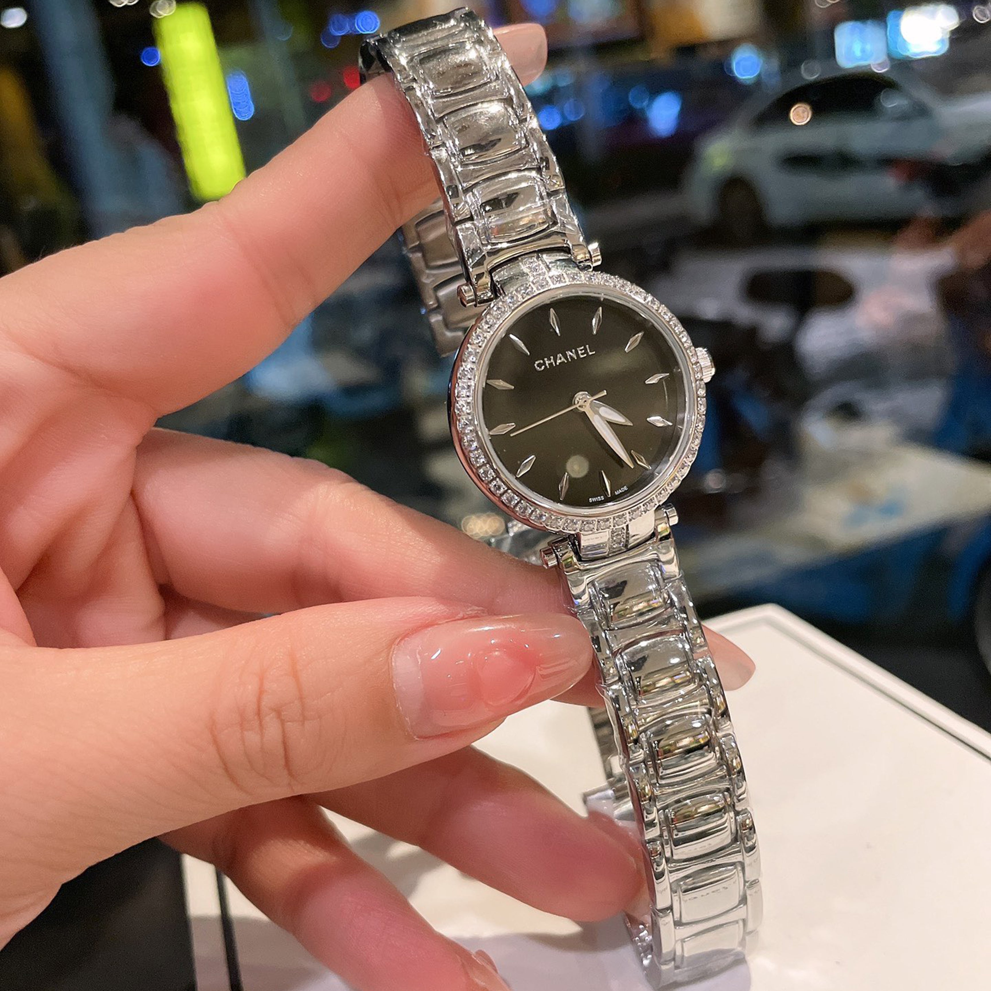 Latest Women's Watch