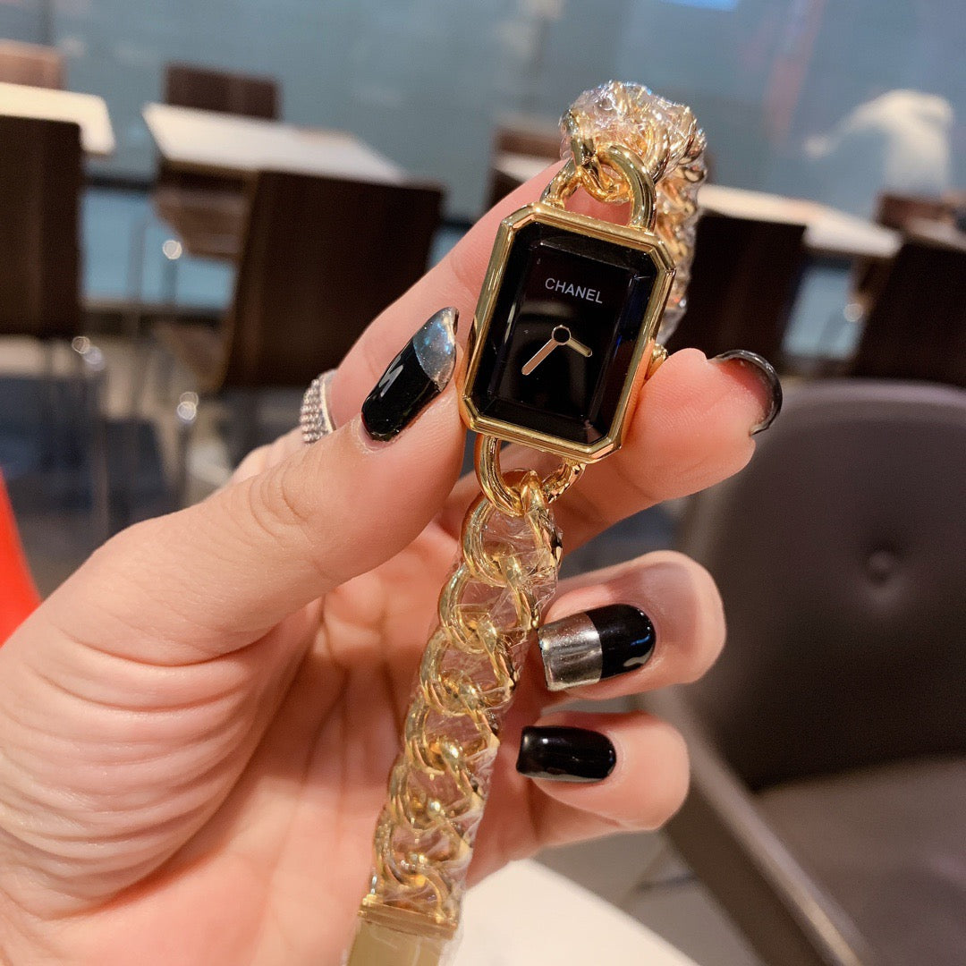 2PREMIÈRE CHAÎNE WATCH