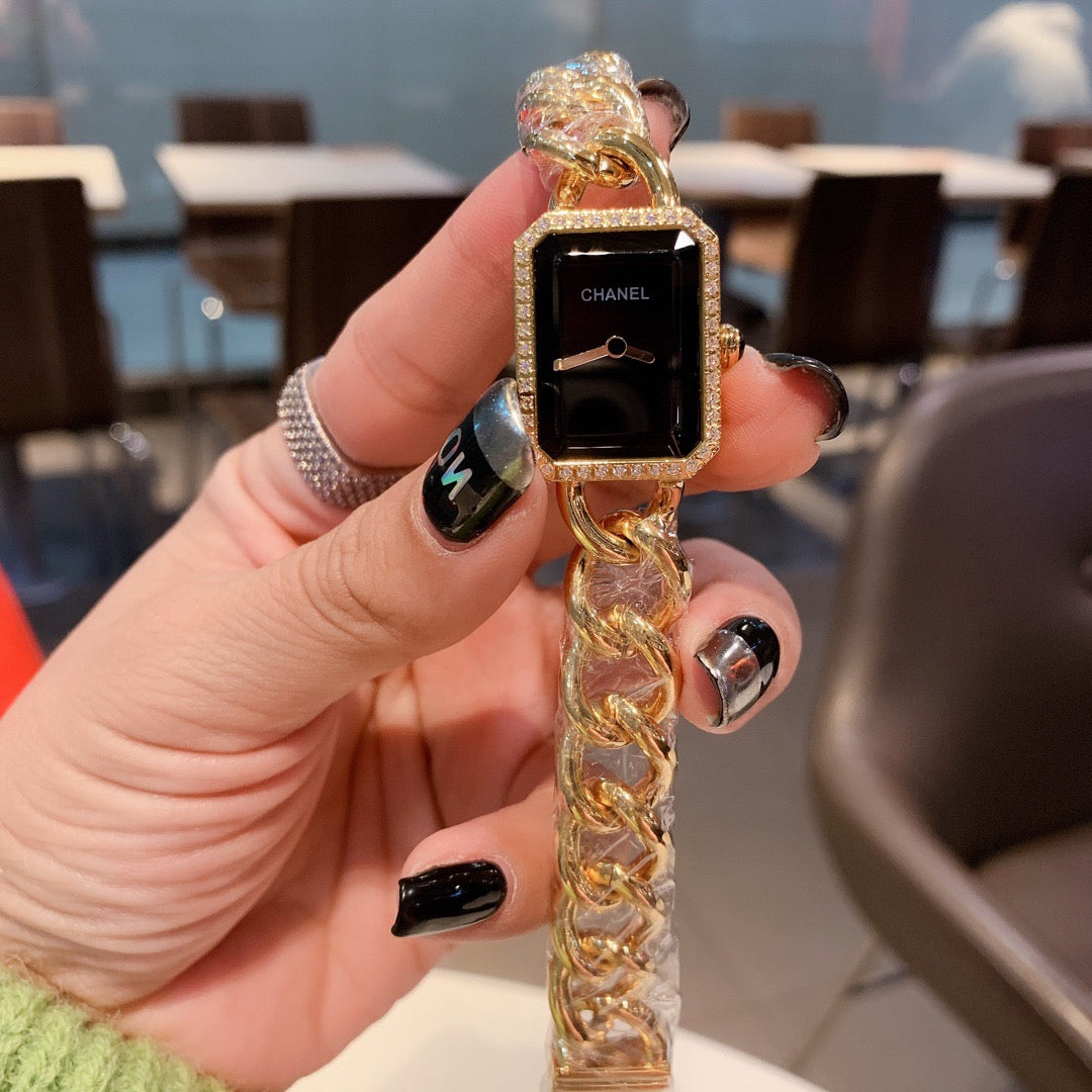 2PREMIÈRE CHAÎNE WATCH