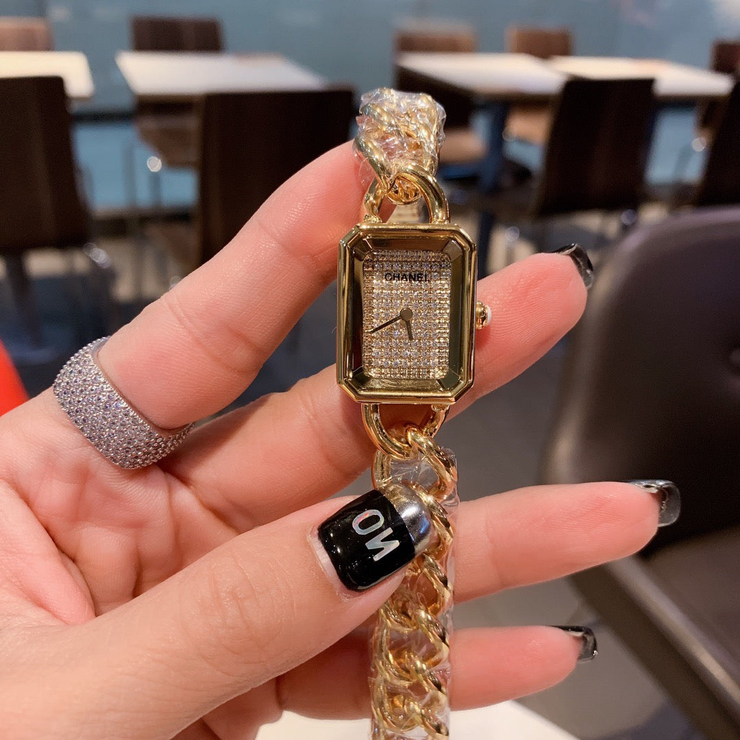 2PREMIÈRE CHAÎNE WATCH