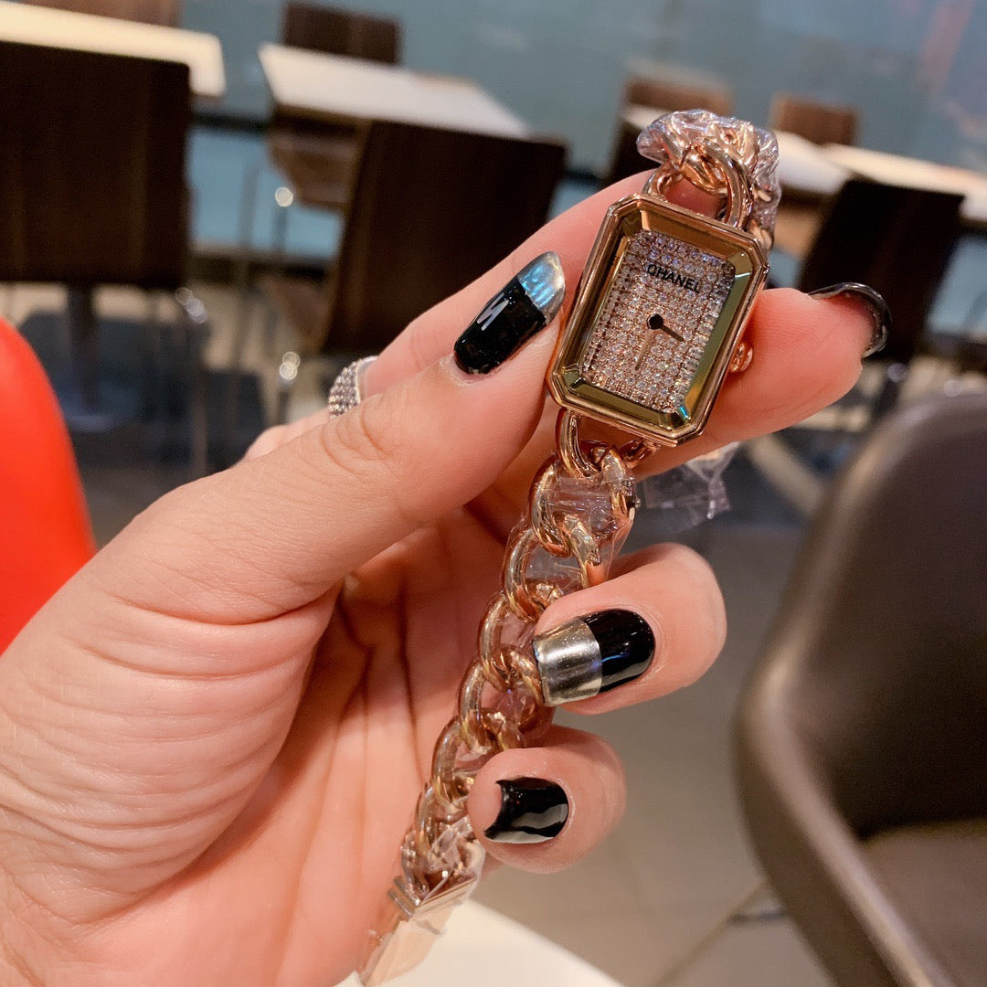 2PREMIÈRE CHAÎNE WATCH