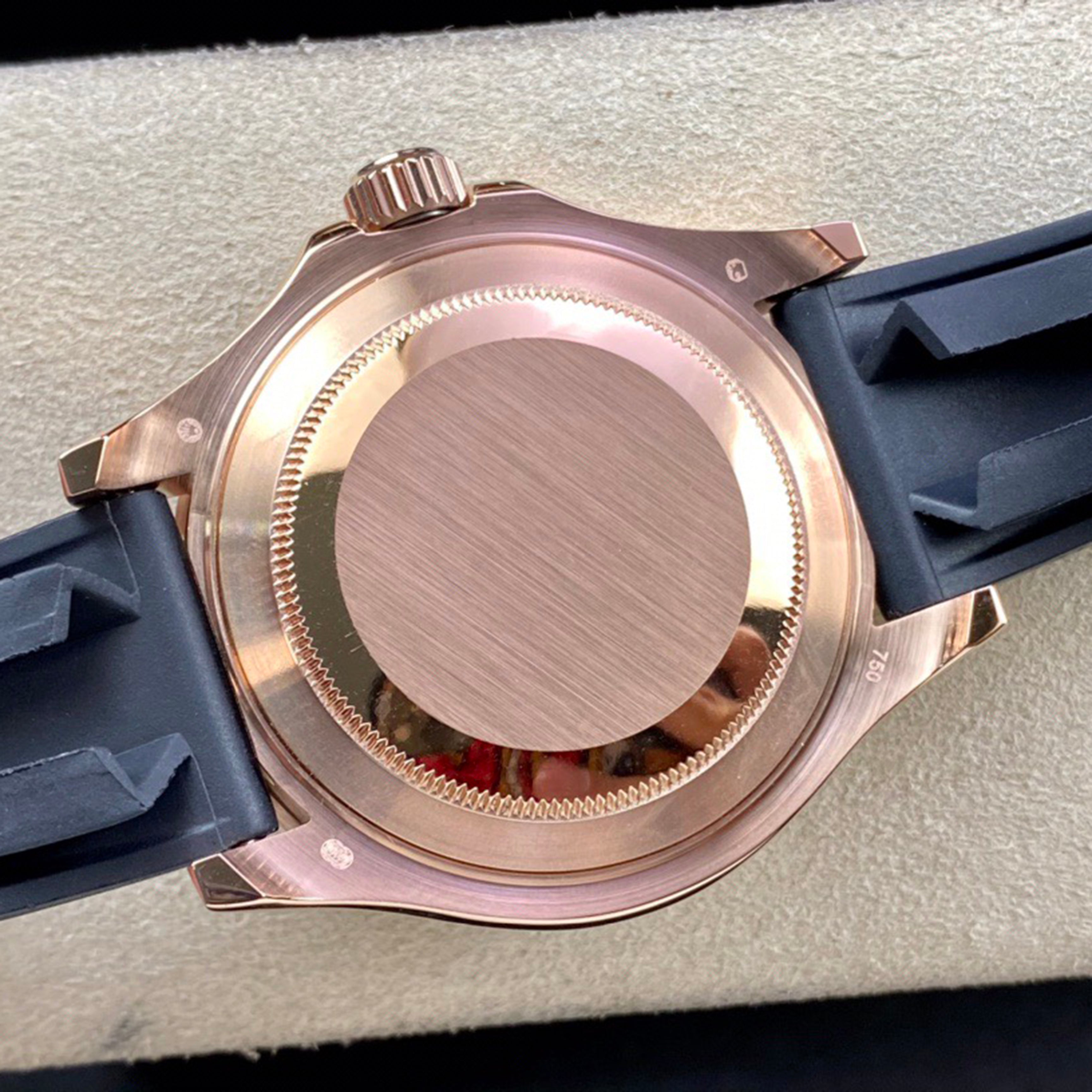 Yacht-Master Series with Ultra-Bright Ice-Blue Luminescence!