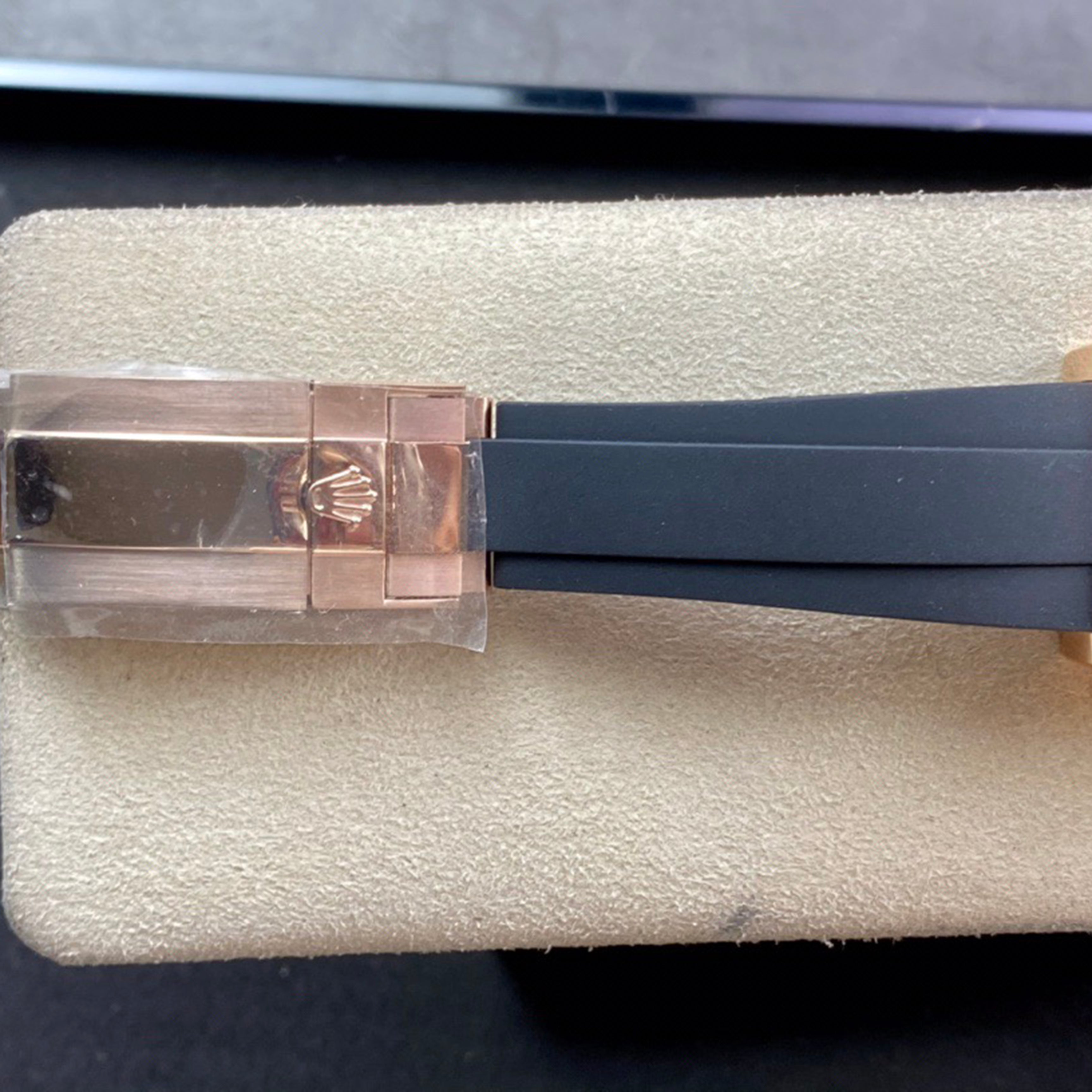 Yacht-Master Series with Ultra-Bright Ice-Blue Luminescence!