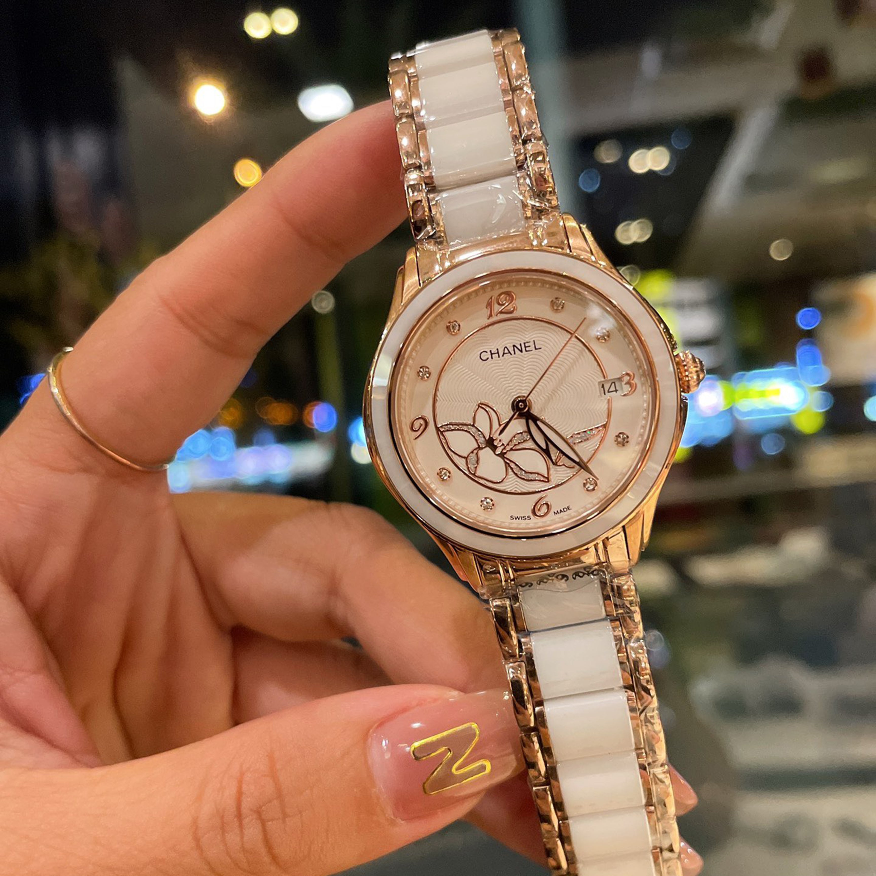 Latest Women's Watch 33MM