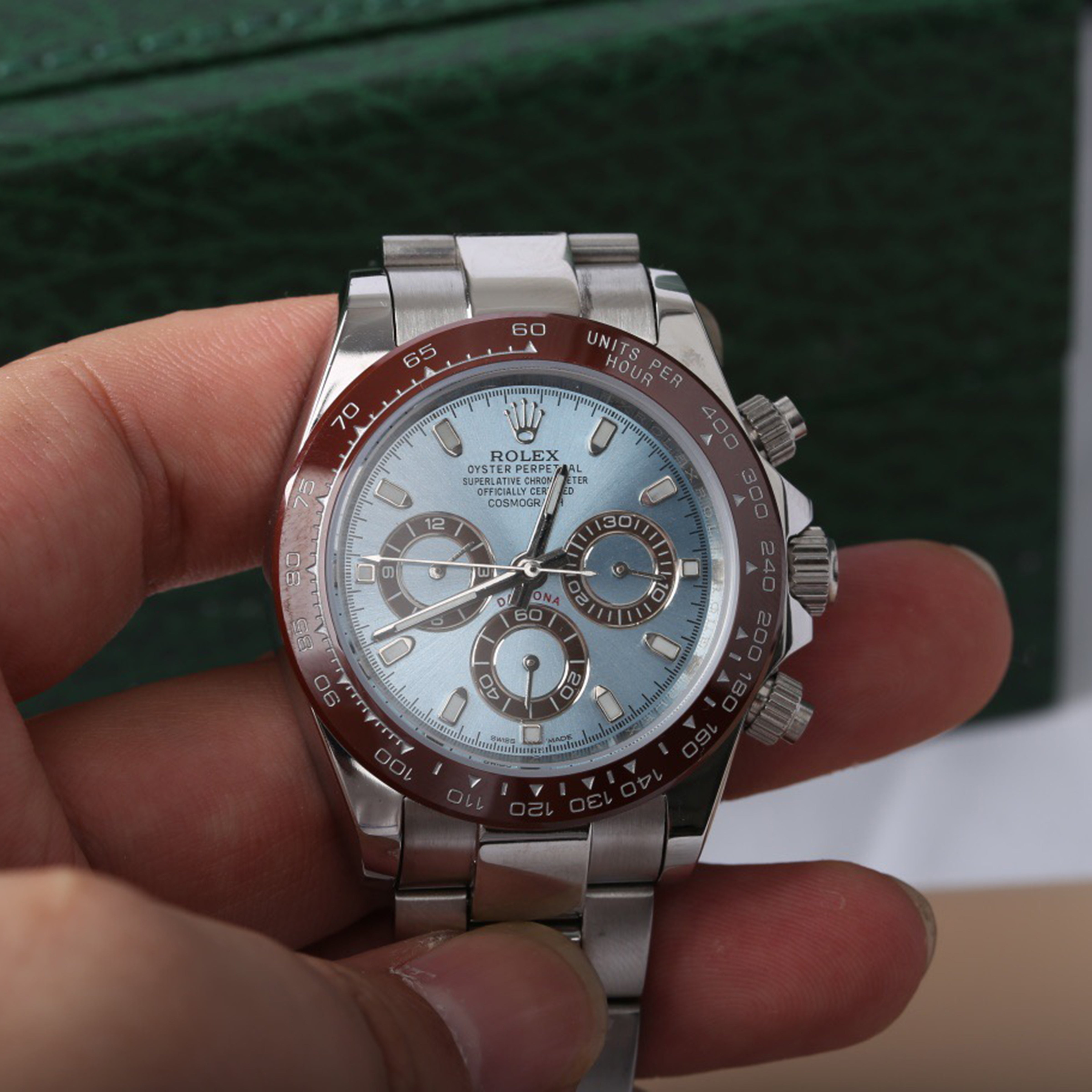 Prestigious Daytona Series Mechanical Men's Watch!