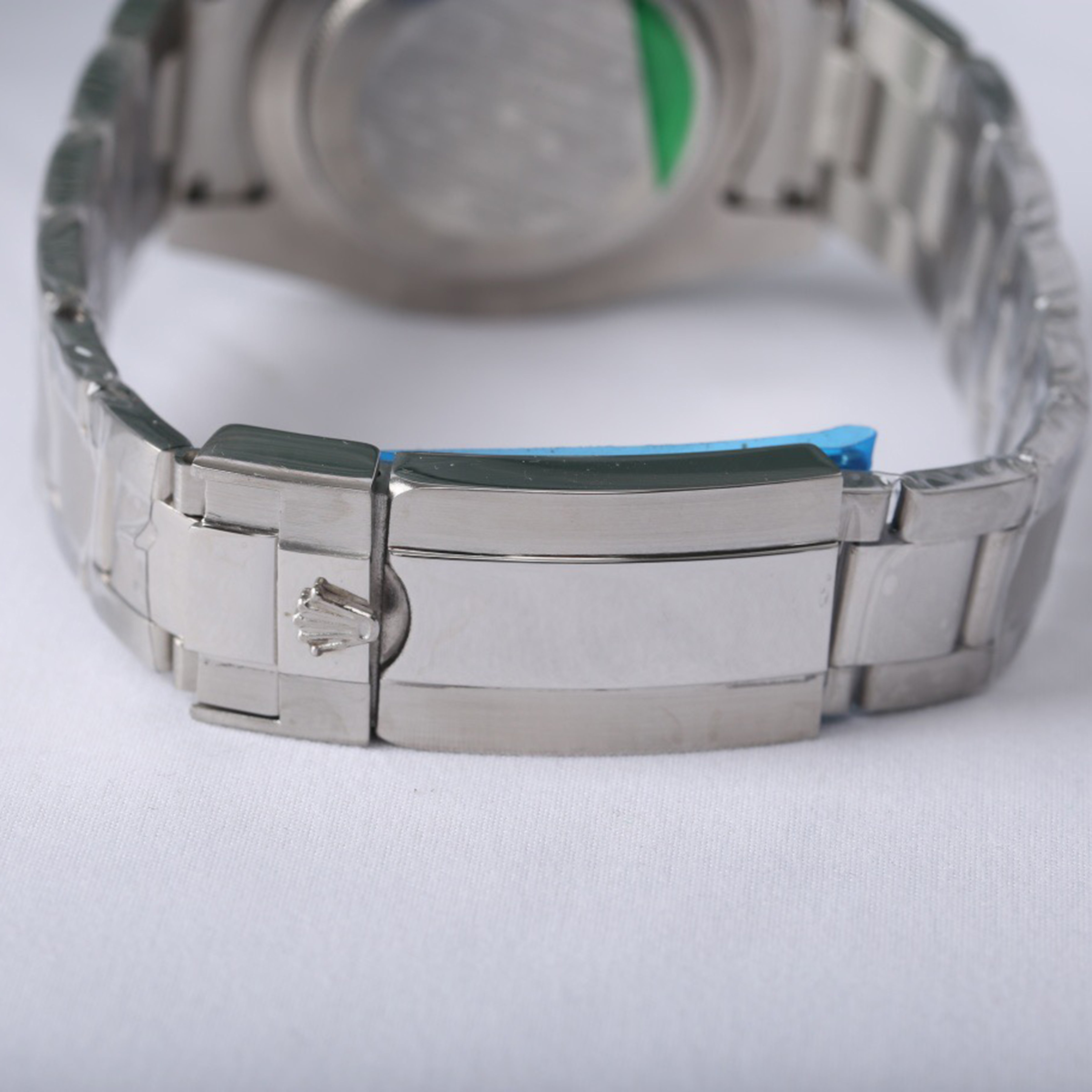 Prestigious Daytona Series Mechanical Men's Watch!