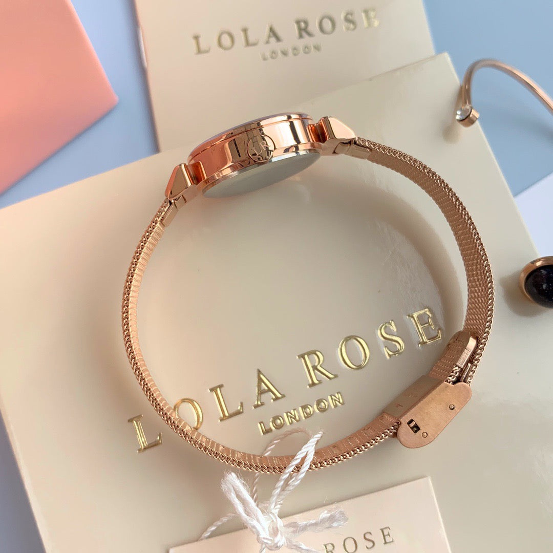 College-inspired Instagram-worthy niche women's watch