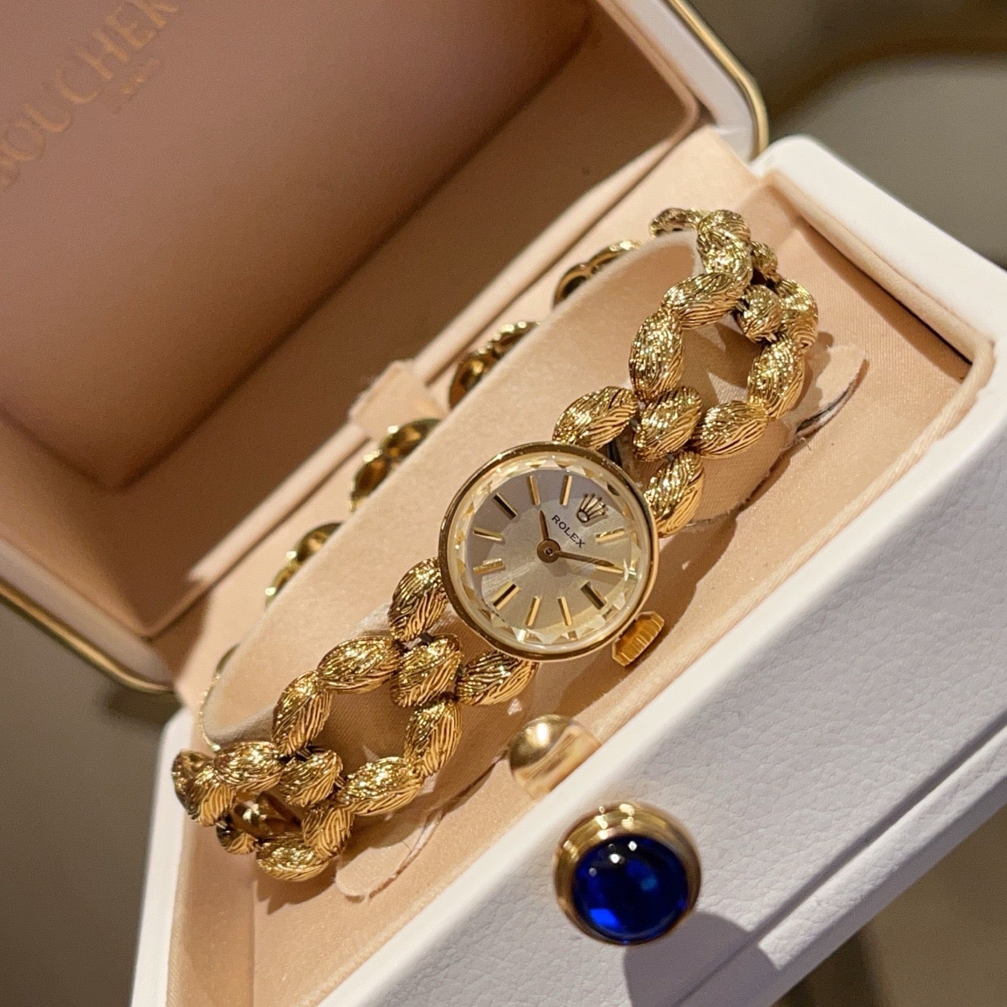 Small Vintage Rare Braided Bracelet Style