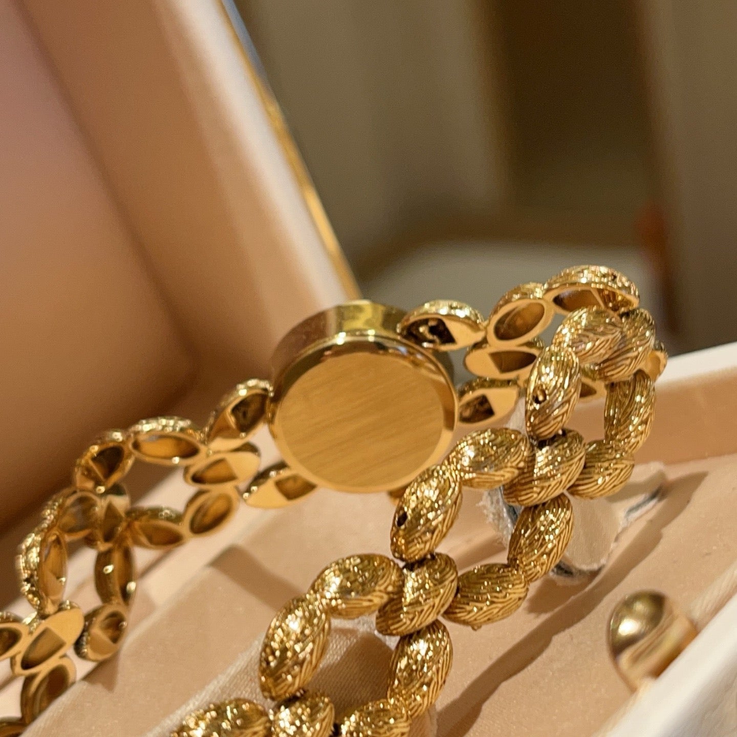 Small Vintage Rare Braided Bracelet Style