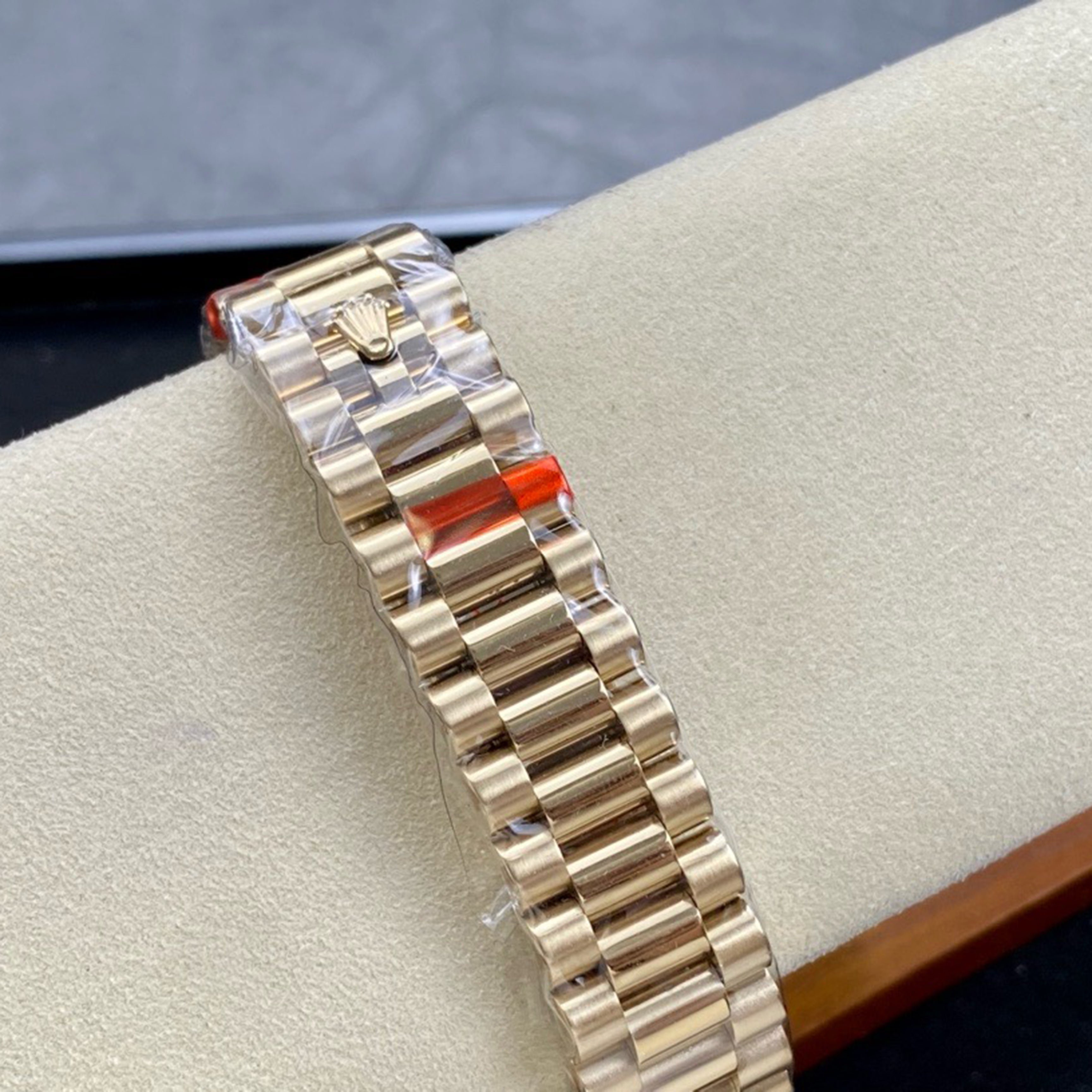 Day-Date II Series 36mm