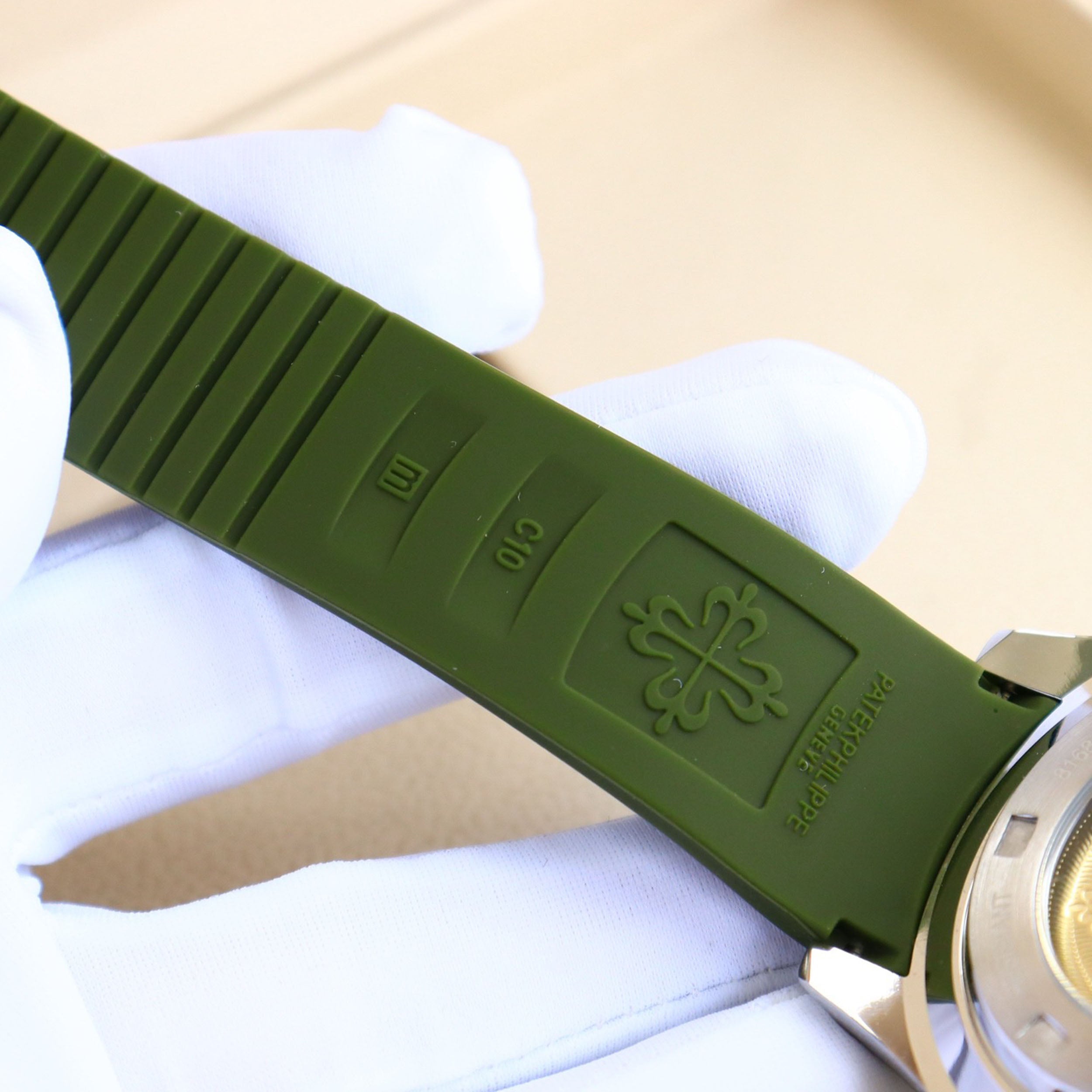 Steel Watch King - “Hand Grenade” Triple-Hand Half-Date