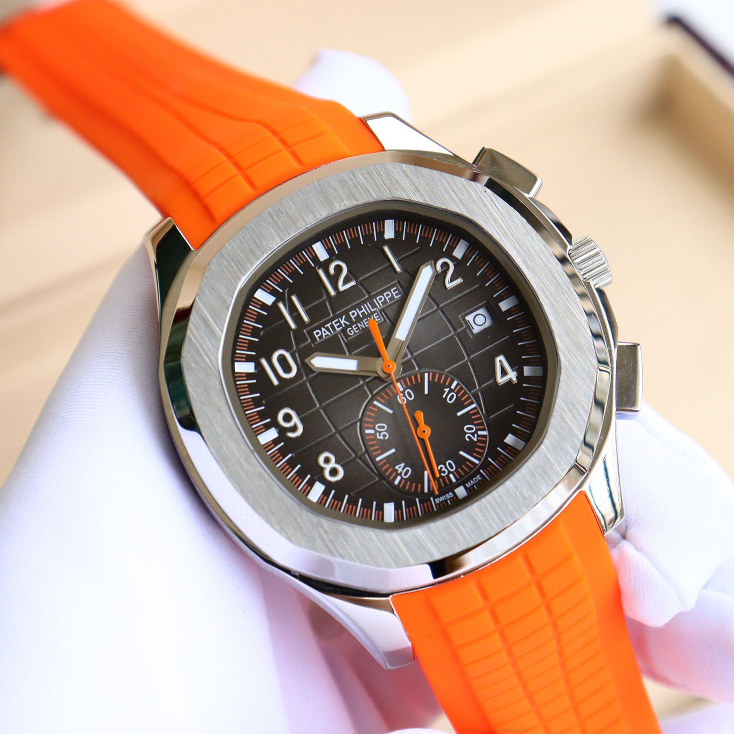 Steel Watch King - “Hand Grenade” Triple-Hand Half-Date