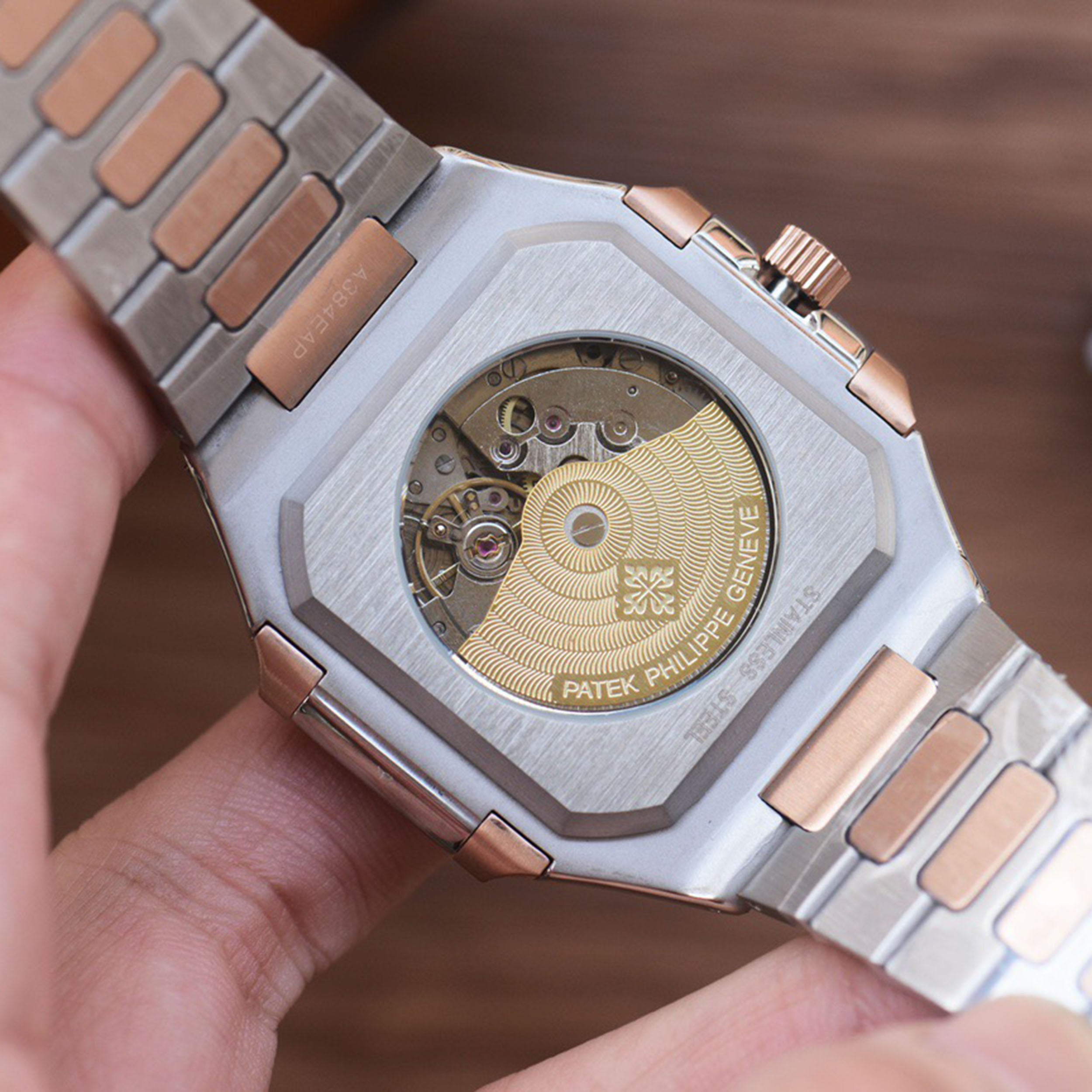 New Series CUBITUS 5821 Watch