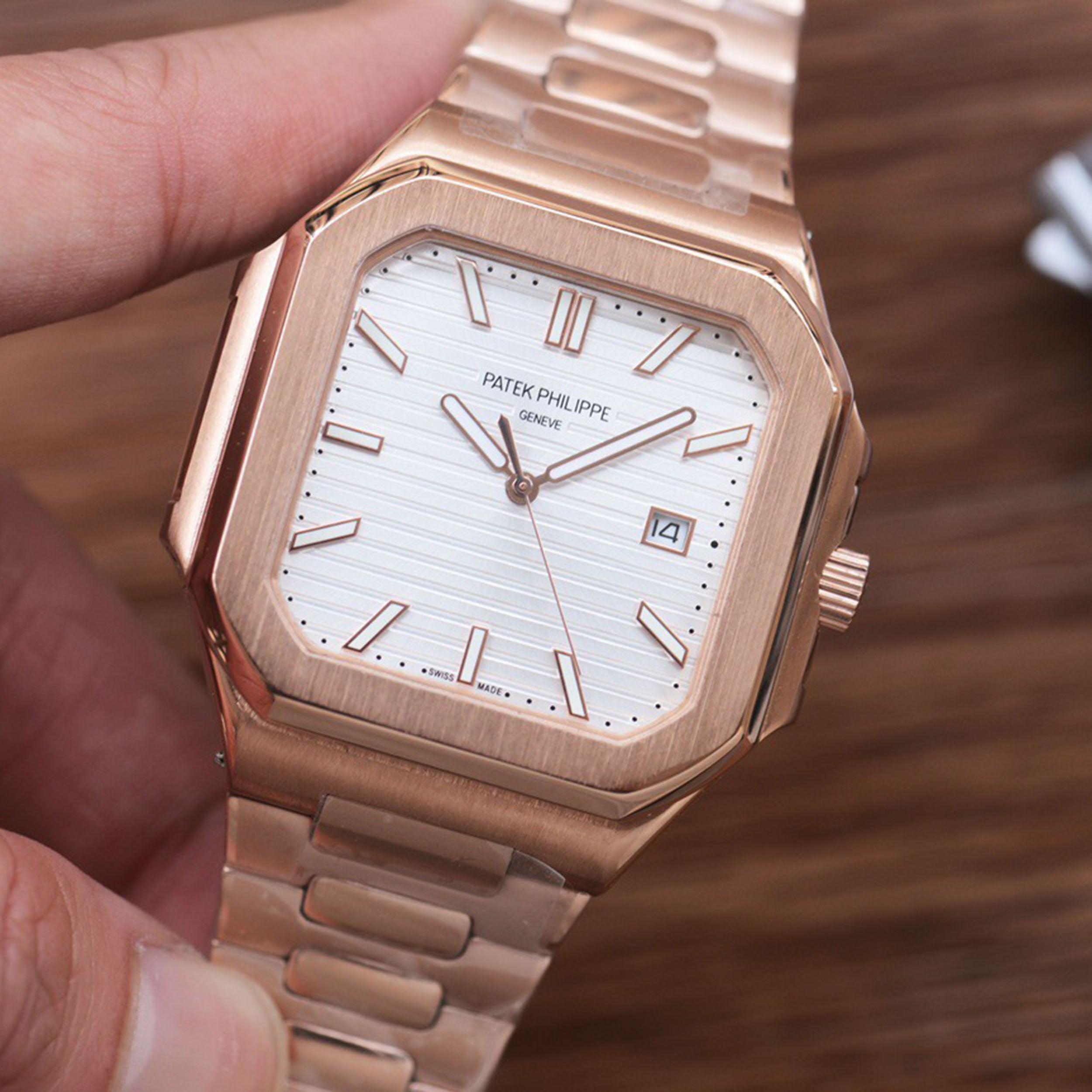 New Series CUBITUS 5821 Watch