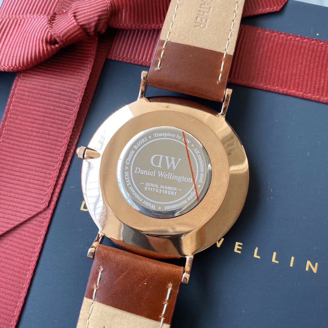 CLASSIC PETITE Metal Couple Watches