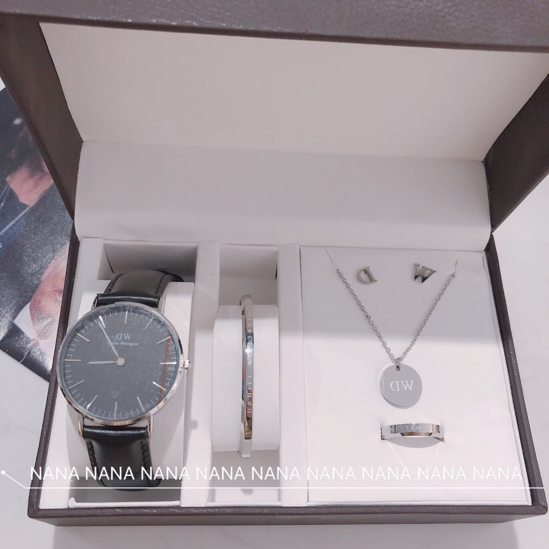 Classic Couple's Five-Piece Set