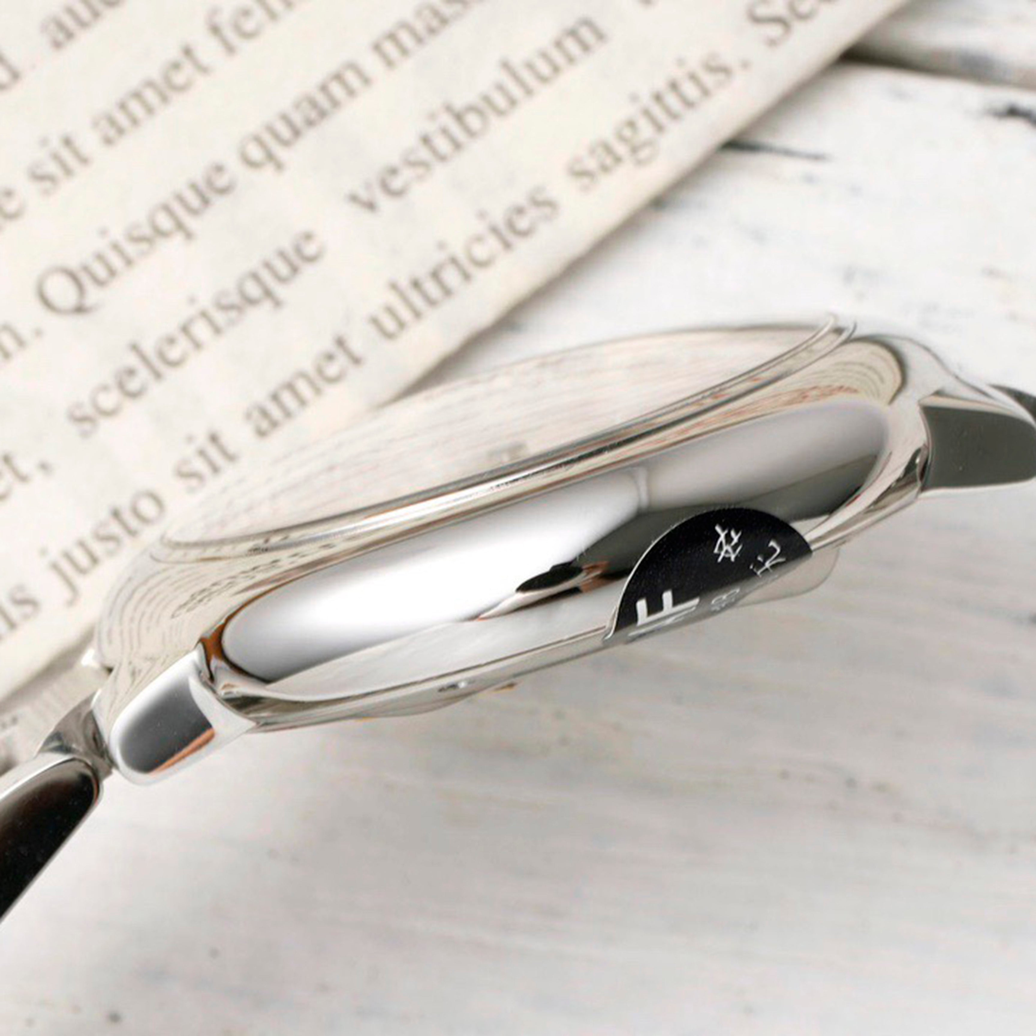 Mother-of-Pearl Dial