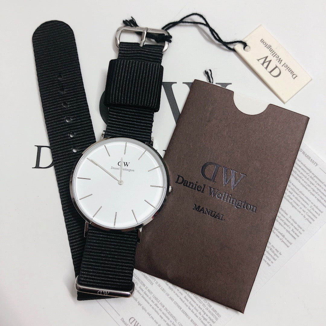 Minimalist Fashion Watch