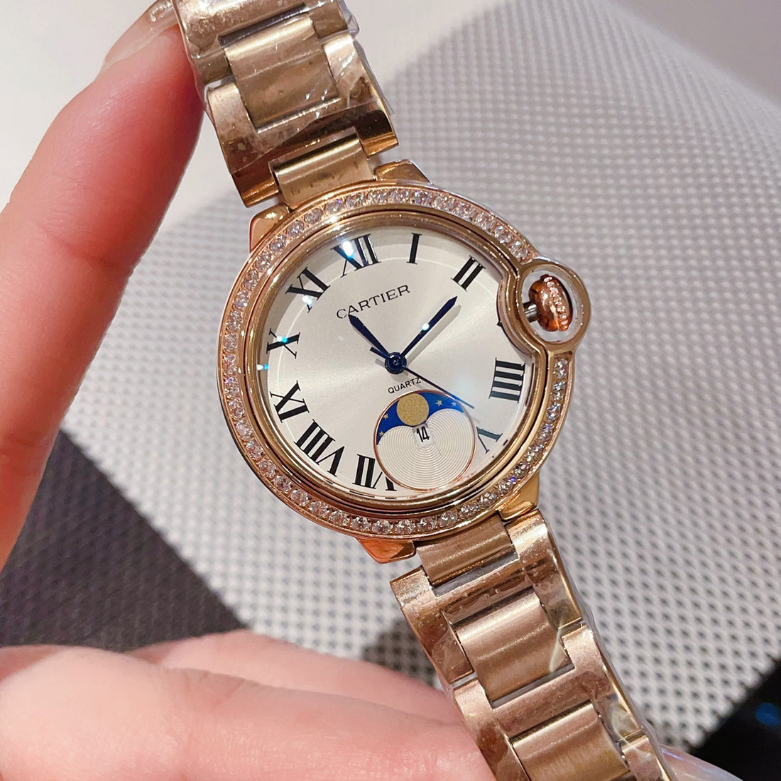 The New Ronde Must Collection