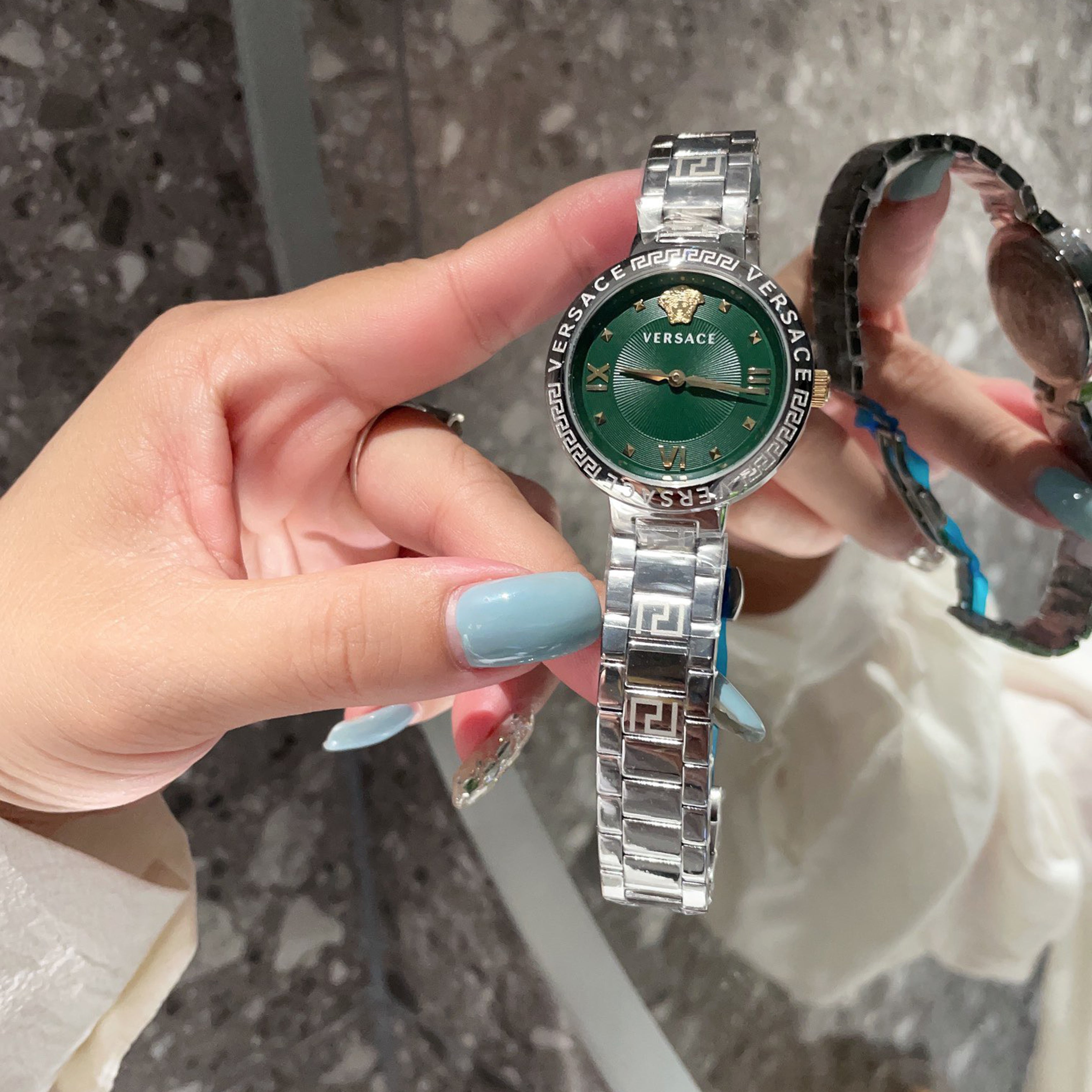 Medusa Fashion Trend Women's Collection 36MM