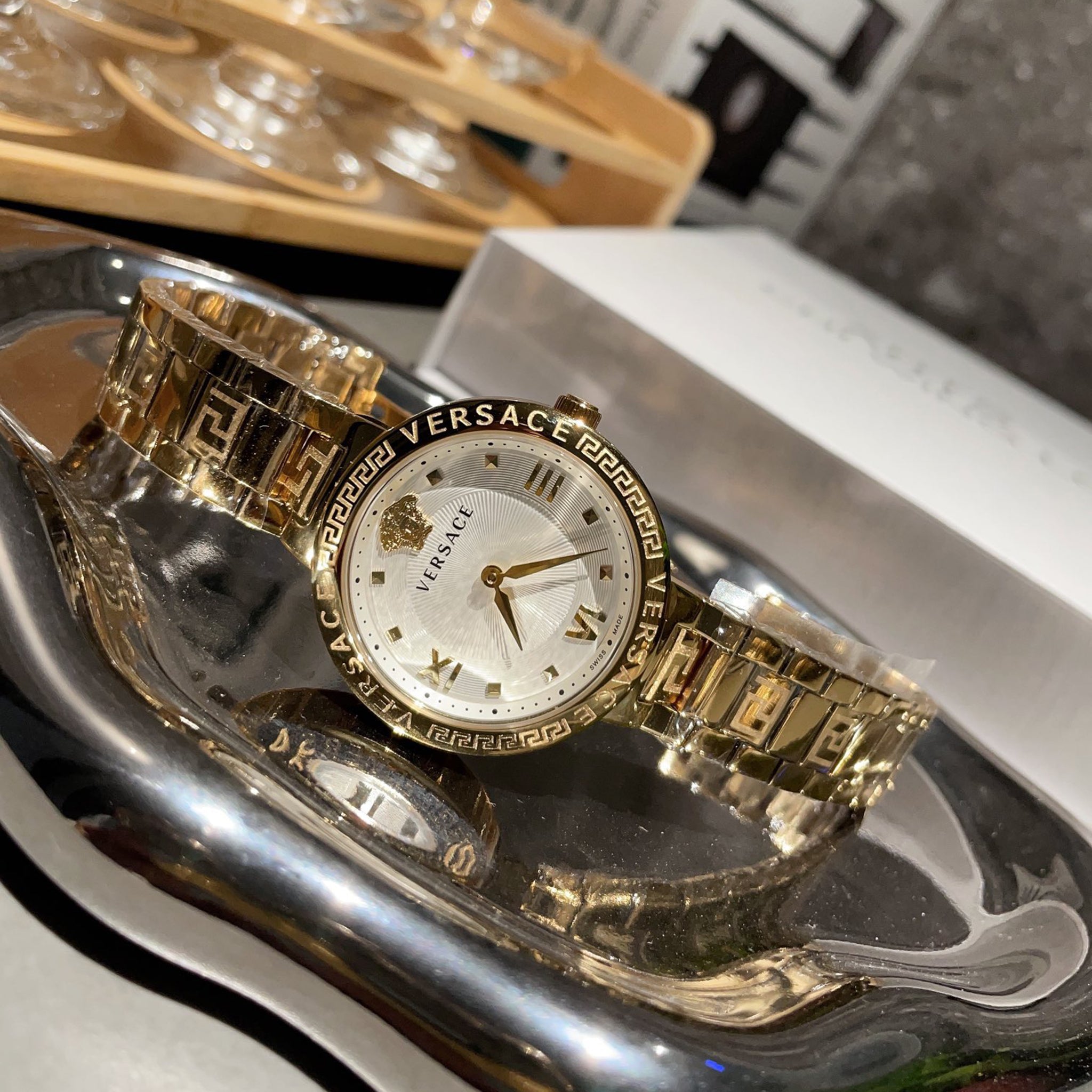 Medusa Fashion Trend Women's Collection 36MM