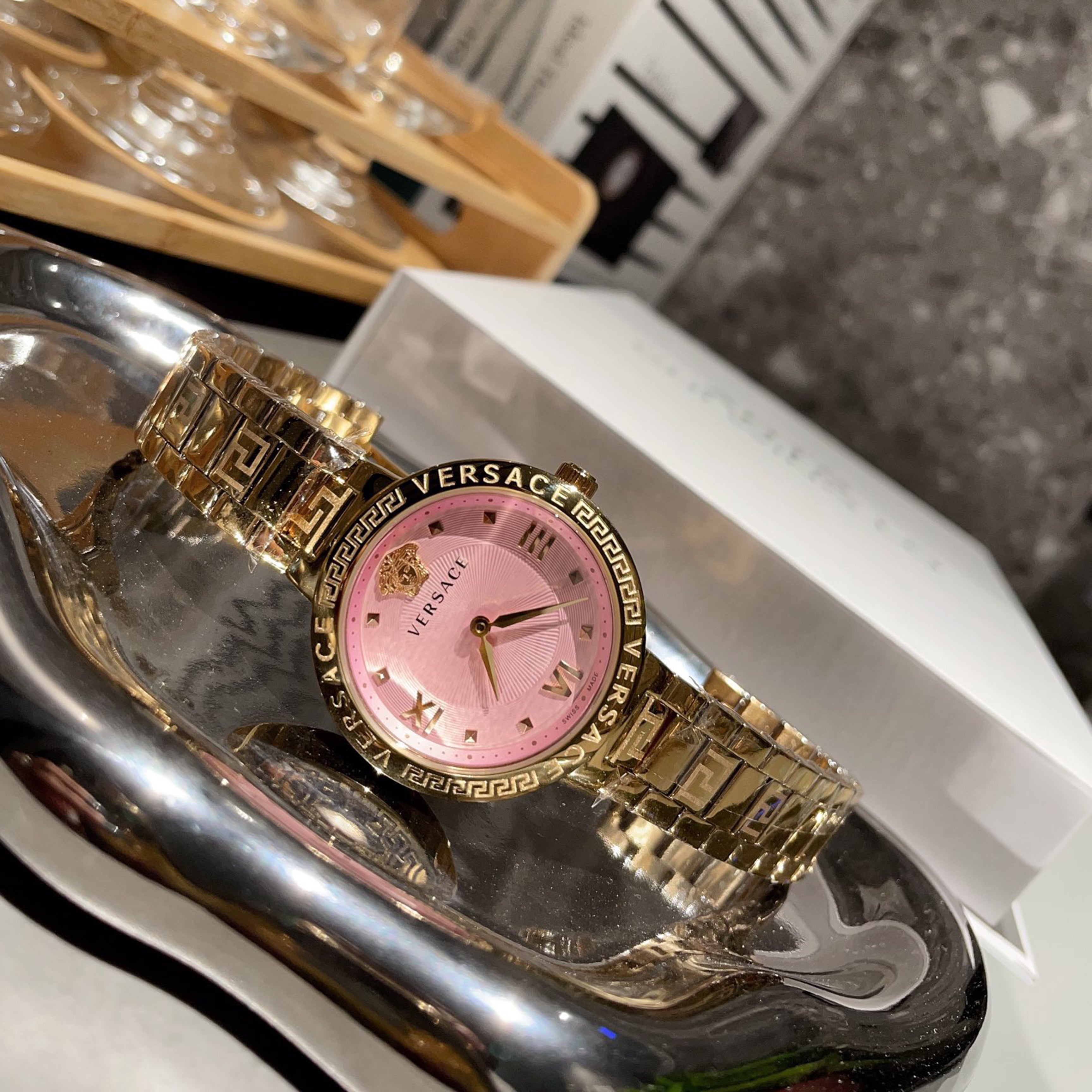 Medusa Fashion Trend Women's Collection 36MM