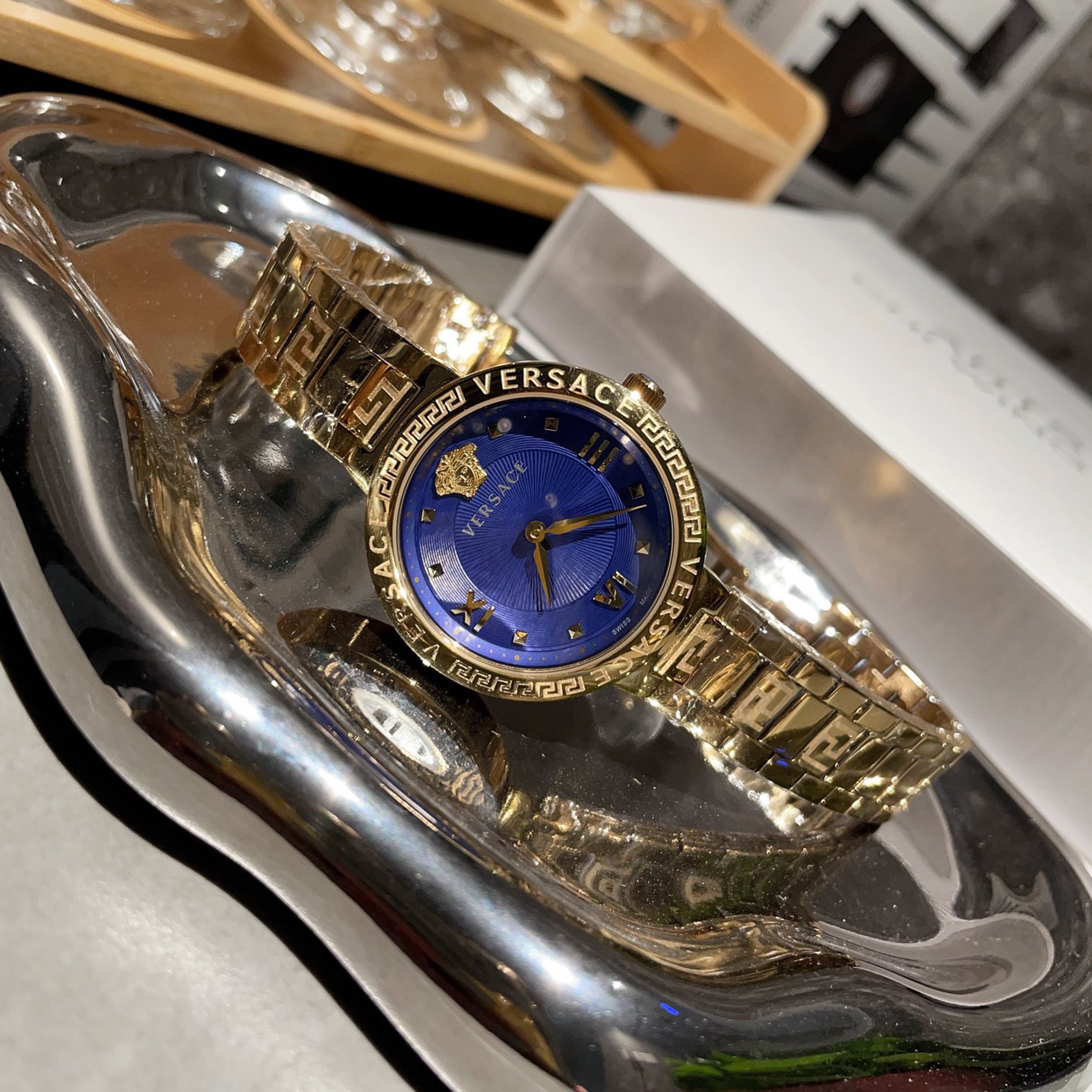 Medusa Fashion Trend Women's Collection 36MM