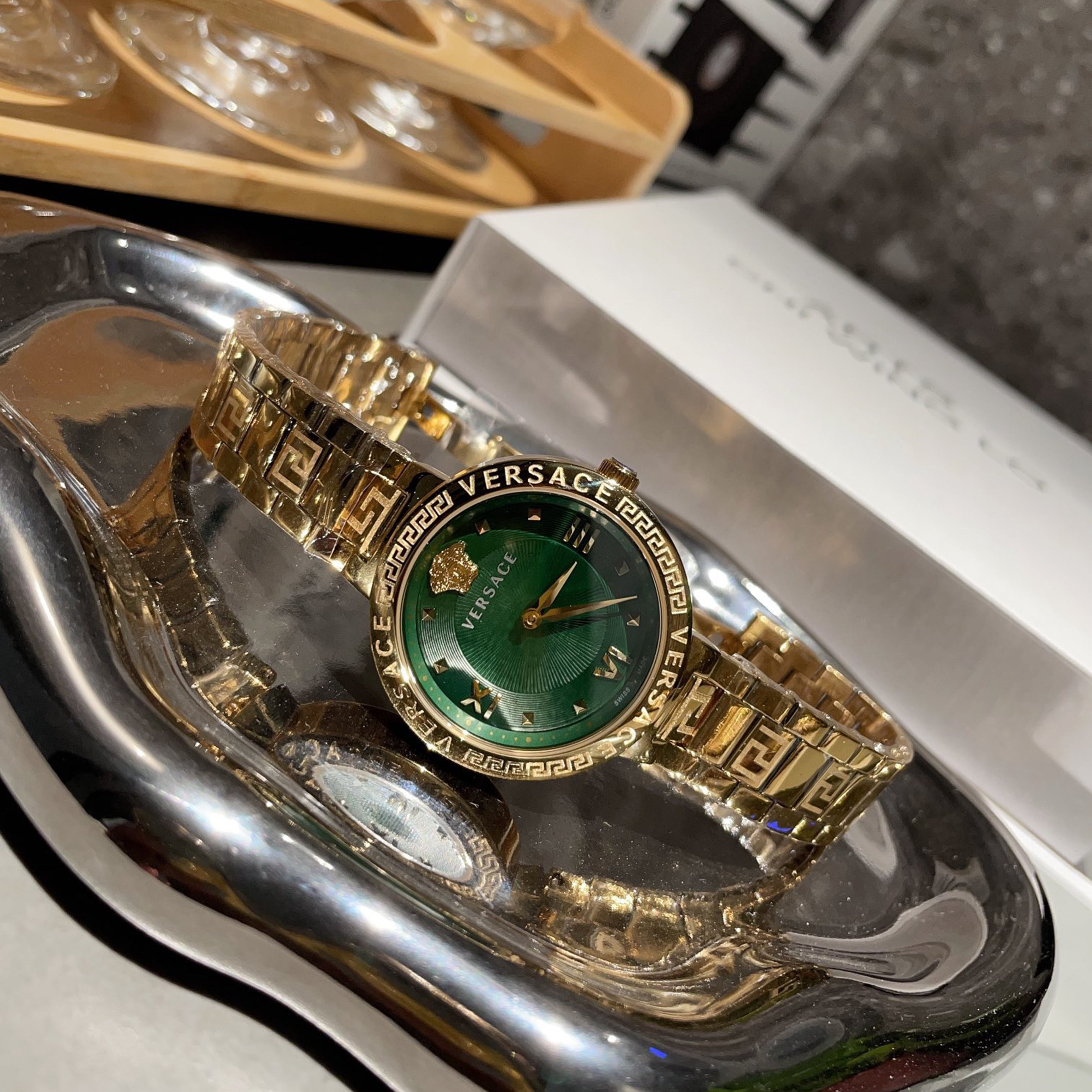 Medusa Fashion Trend Women's Collection 36MM