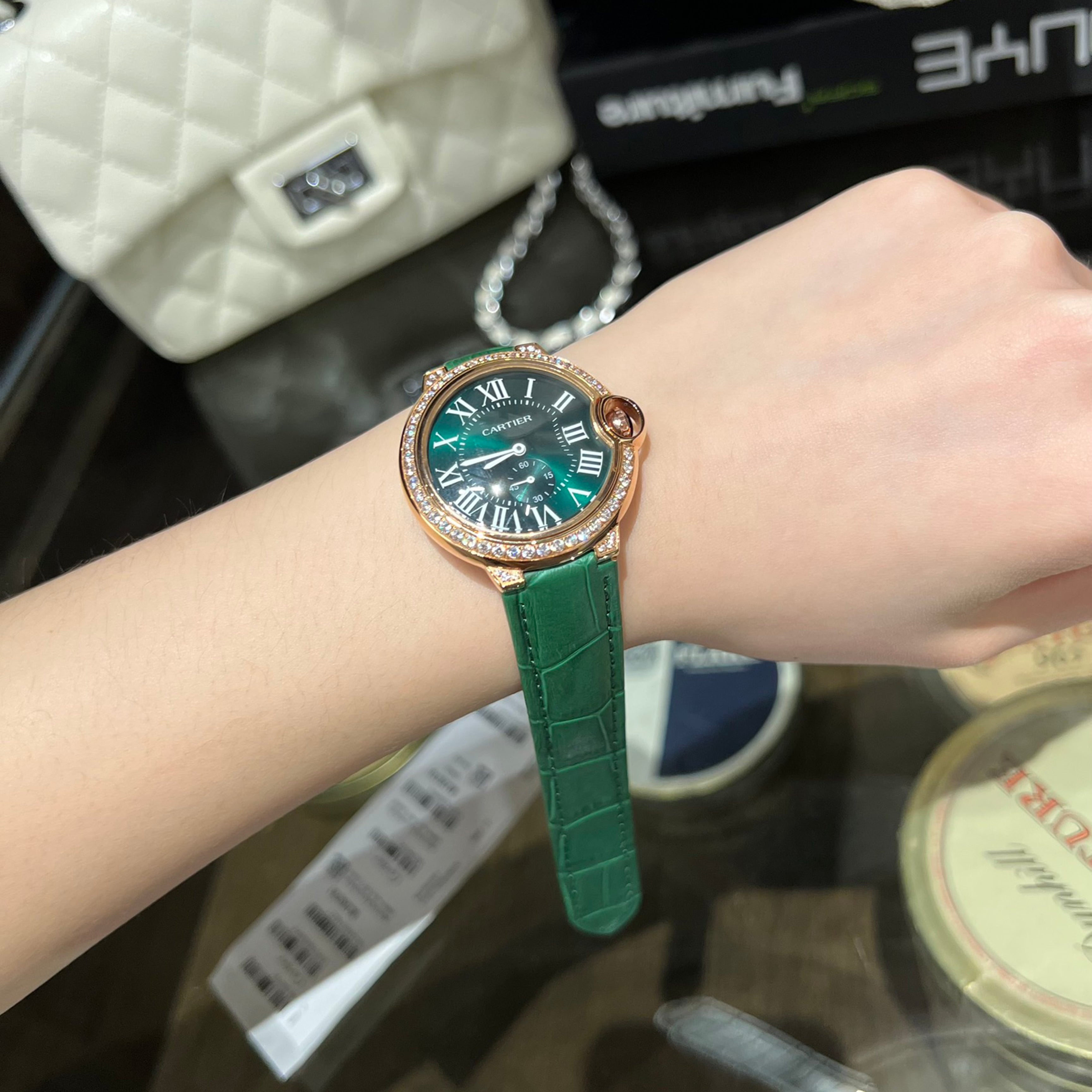 Ballon Blanc de Cartier Collection!