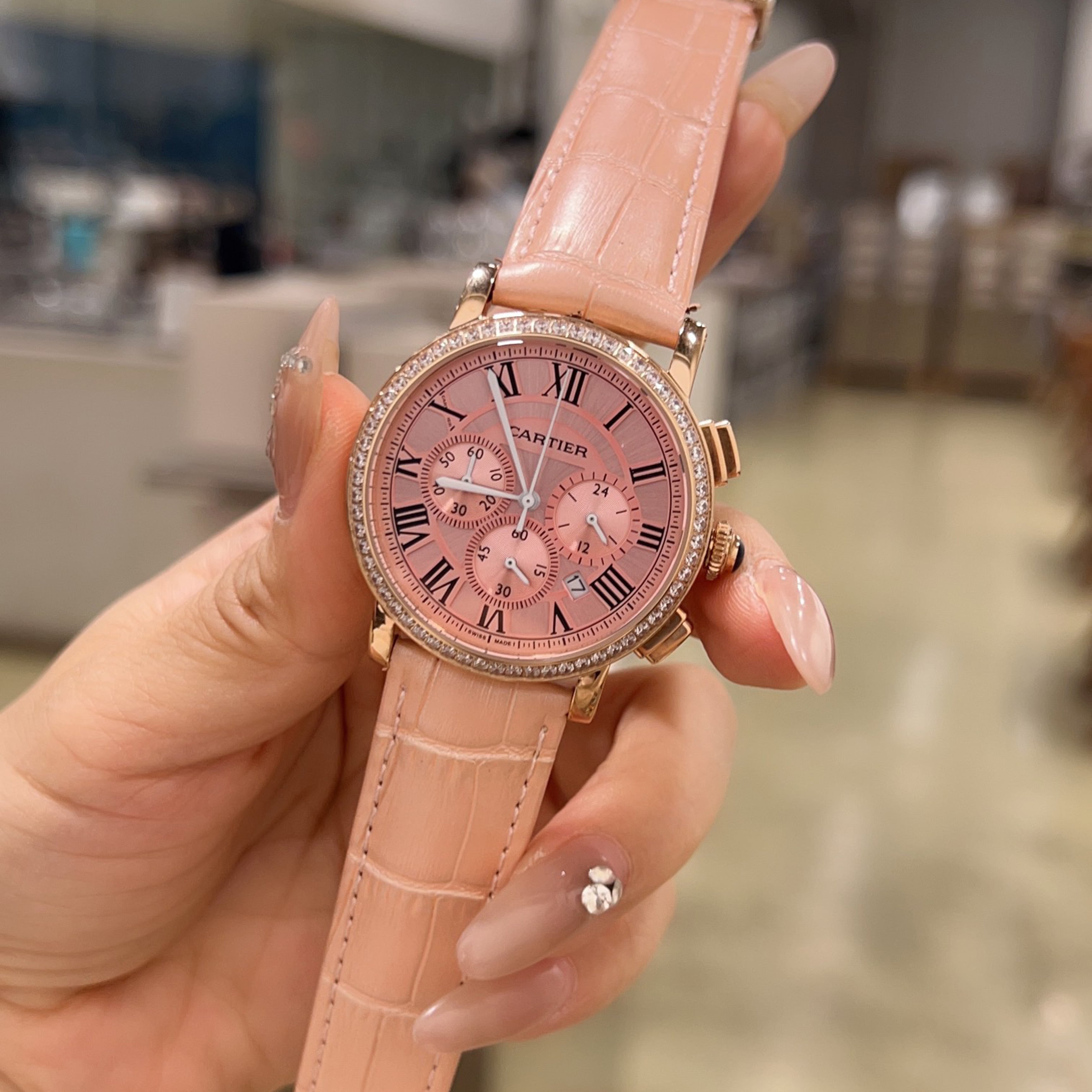 Ballon Blanc de Cartier Collection!