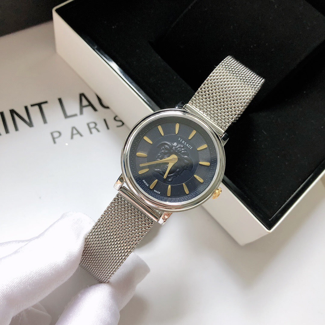 THECLANS EDITION Collection