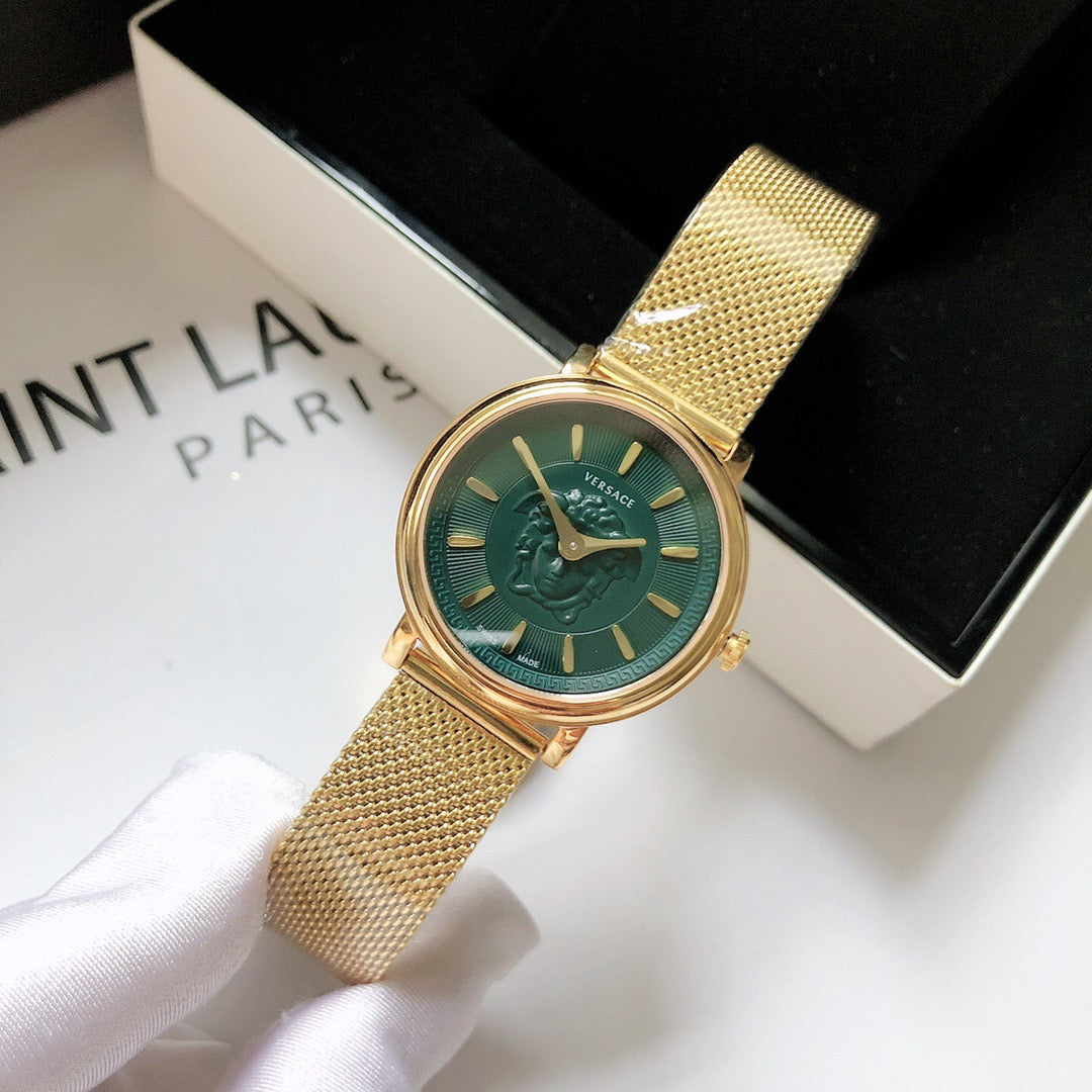 THECLANS EDITION Collection