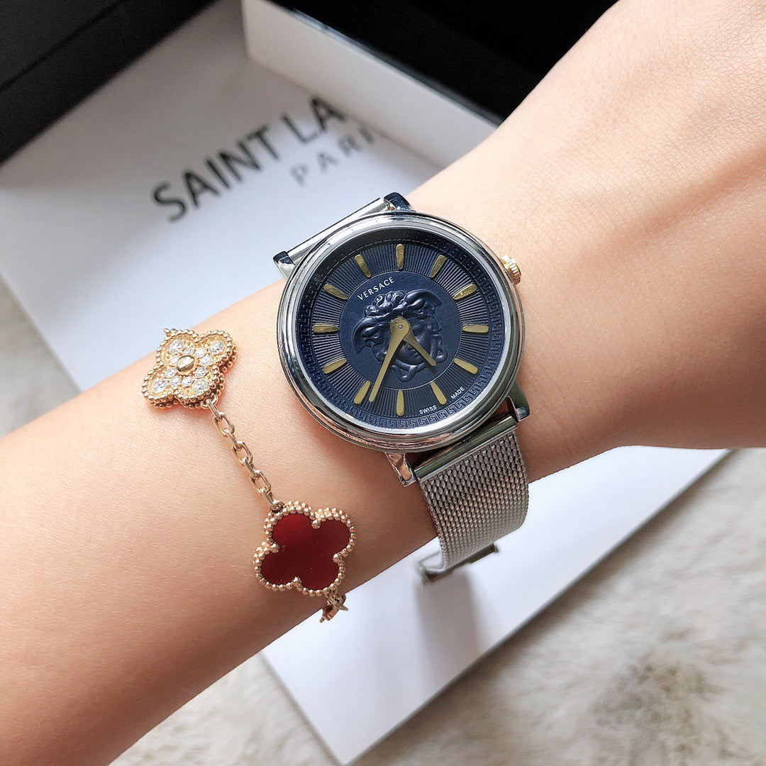 THECLANS EDITION Collection