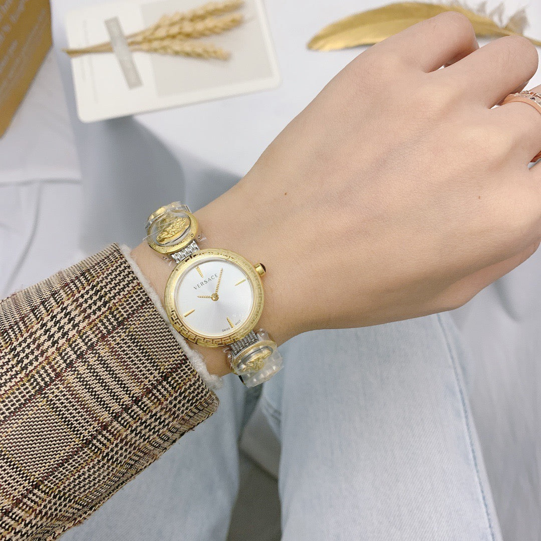 Classic Chronograph Watch 28MM