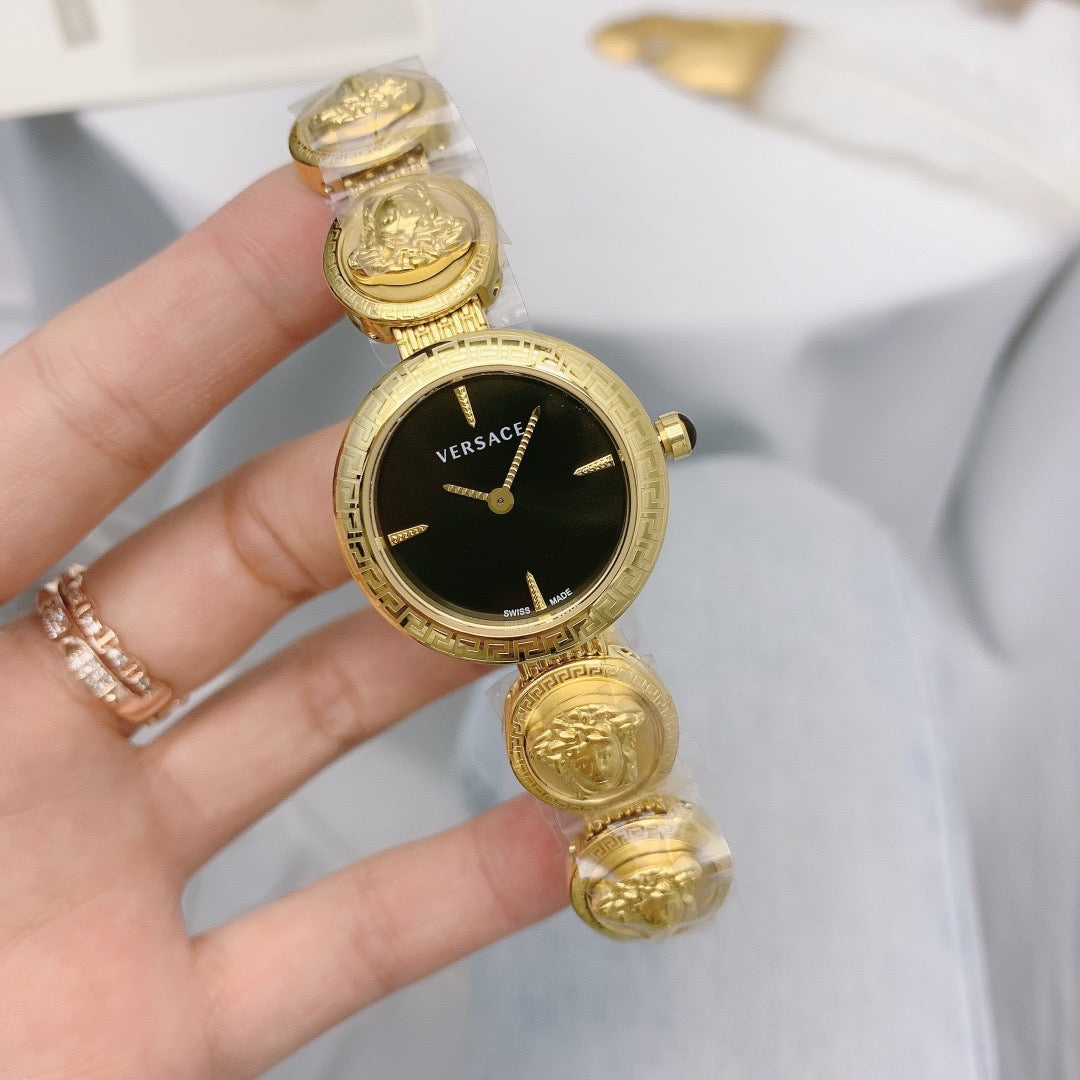 Classic Chronograph Watch 28MM