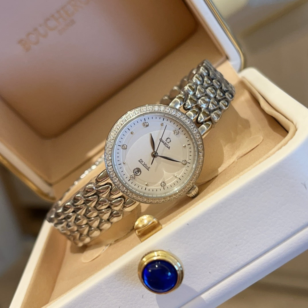 Fashionable Women's Quartz Watch 28MM