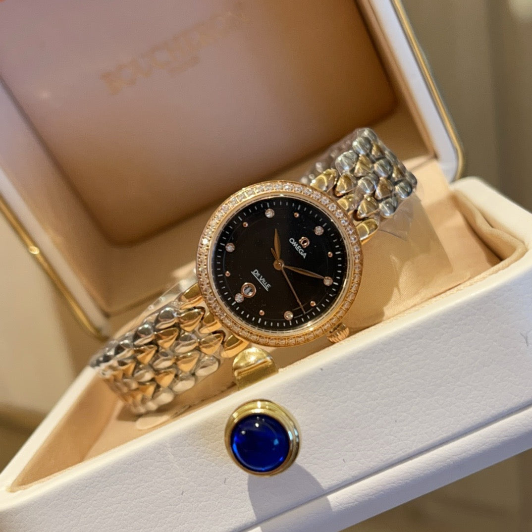 Fashionable Women's Quartz Watch 28MM