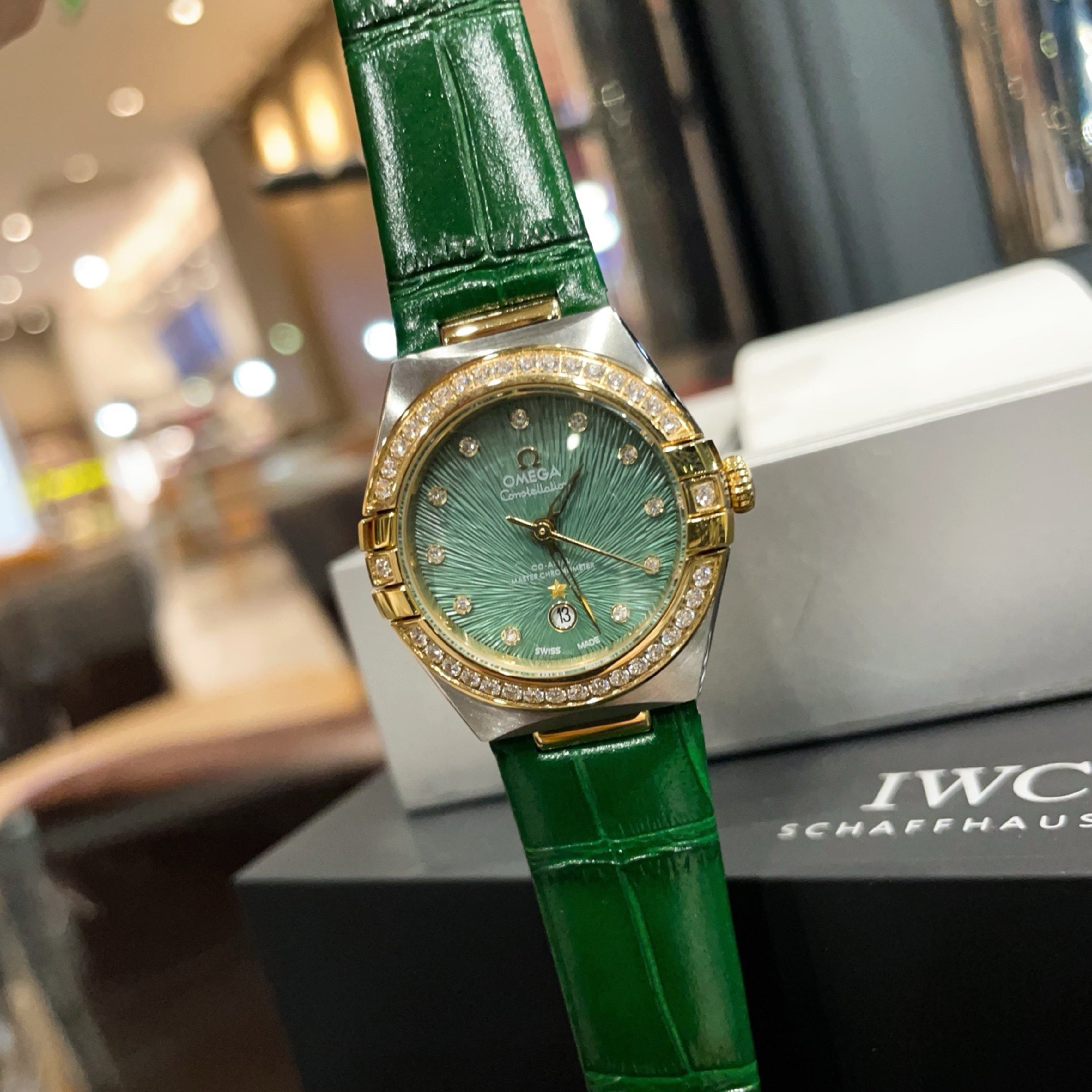 Fifth Generation Constellation Ladies' 29mm