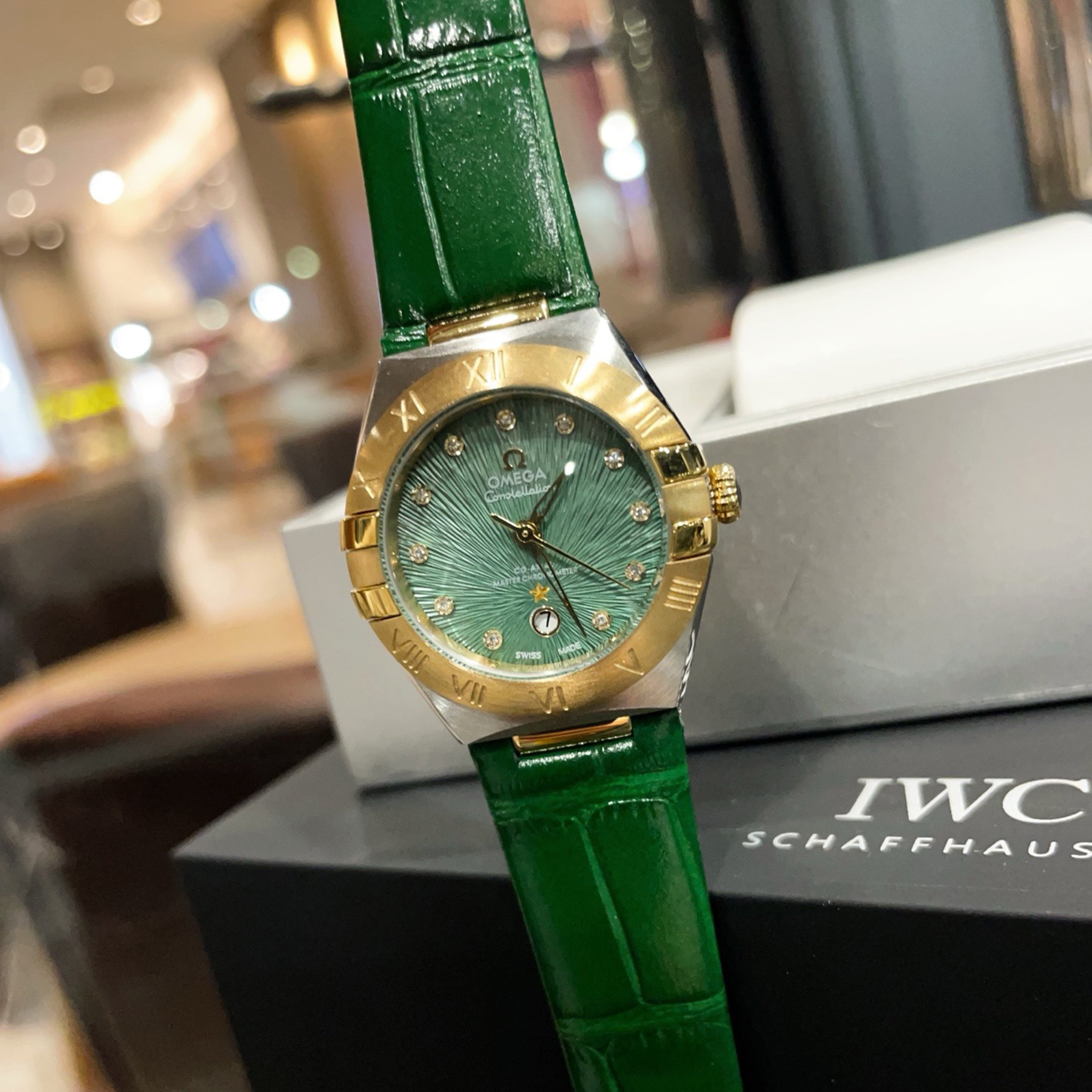 Fifth Generation Constellation Ladies' 29mm