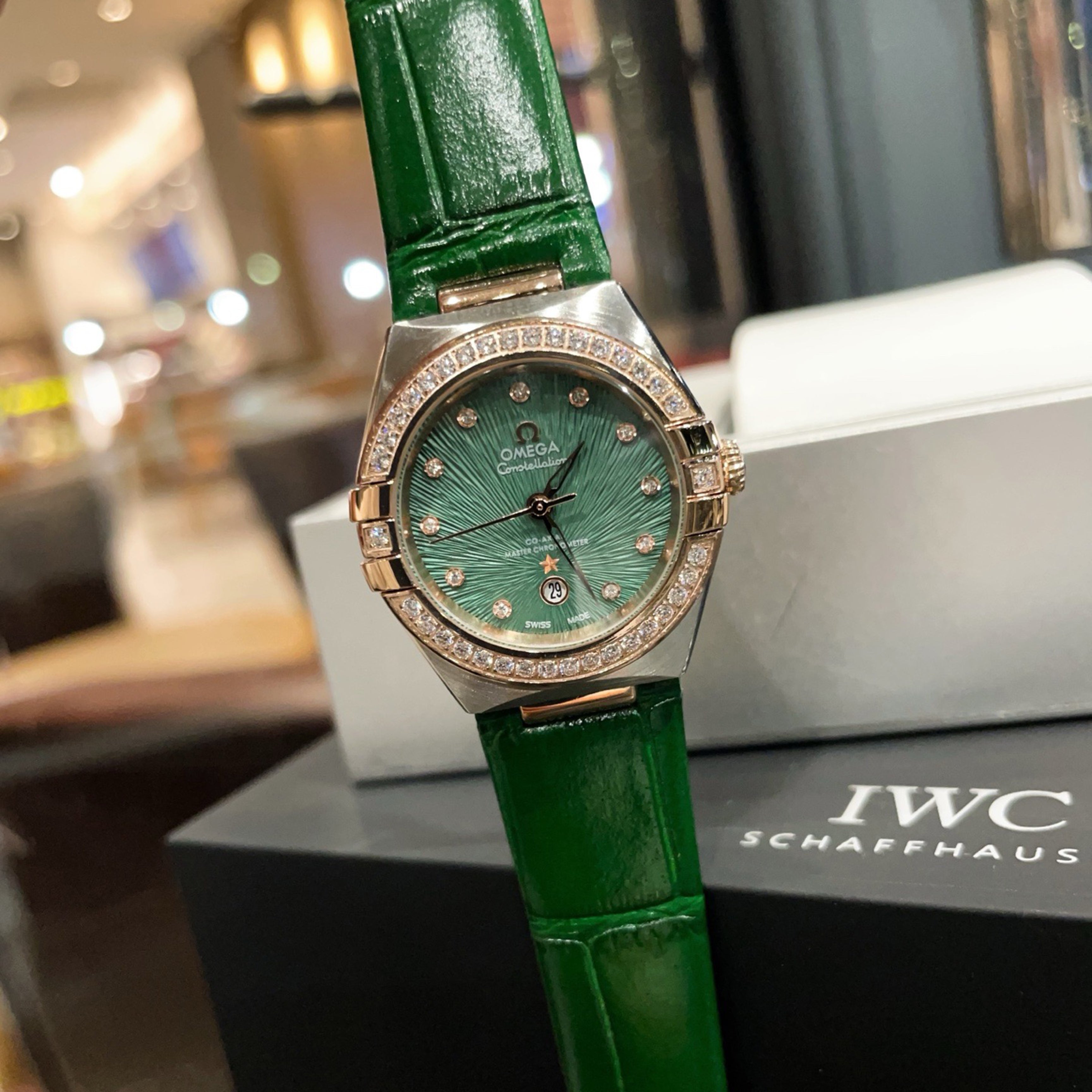 Fifth Generation Constellation Ladies' 29mm