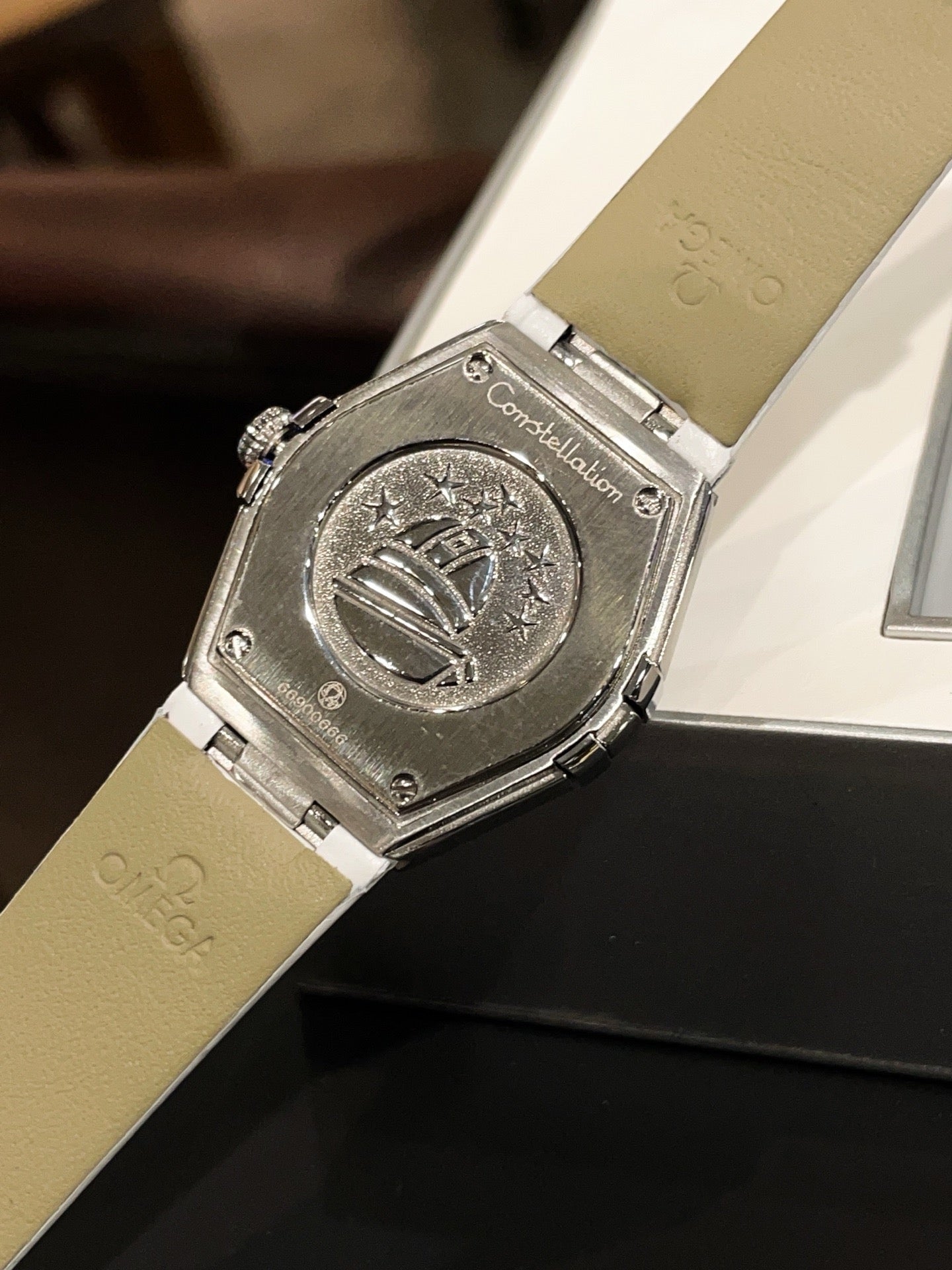 Fifth Generation Constellation Ladies' 29mm